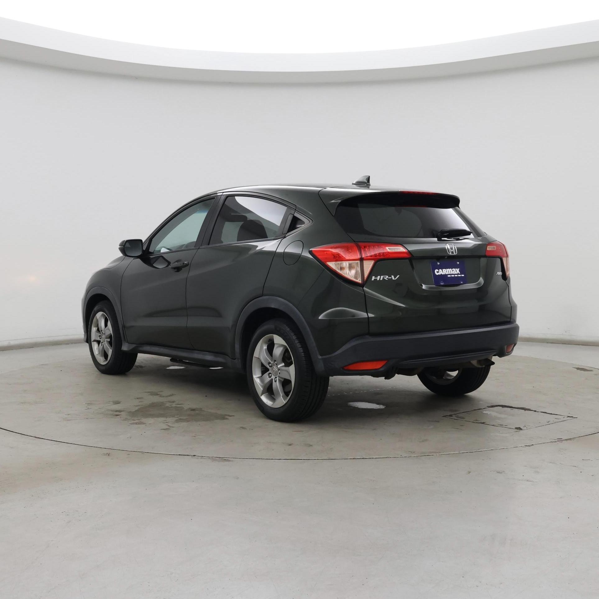 Thumbnail: 2017 Honda HR-V - 2