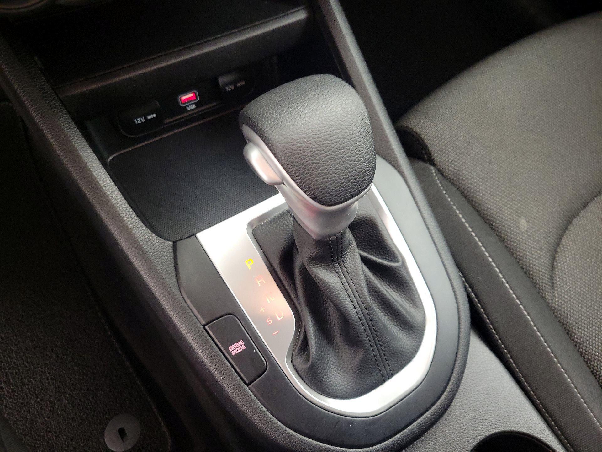 Thumbnail: 2023 Kia Forte - 17