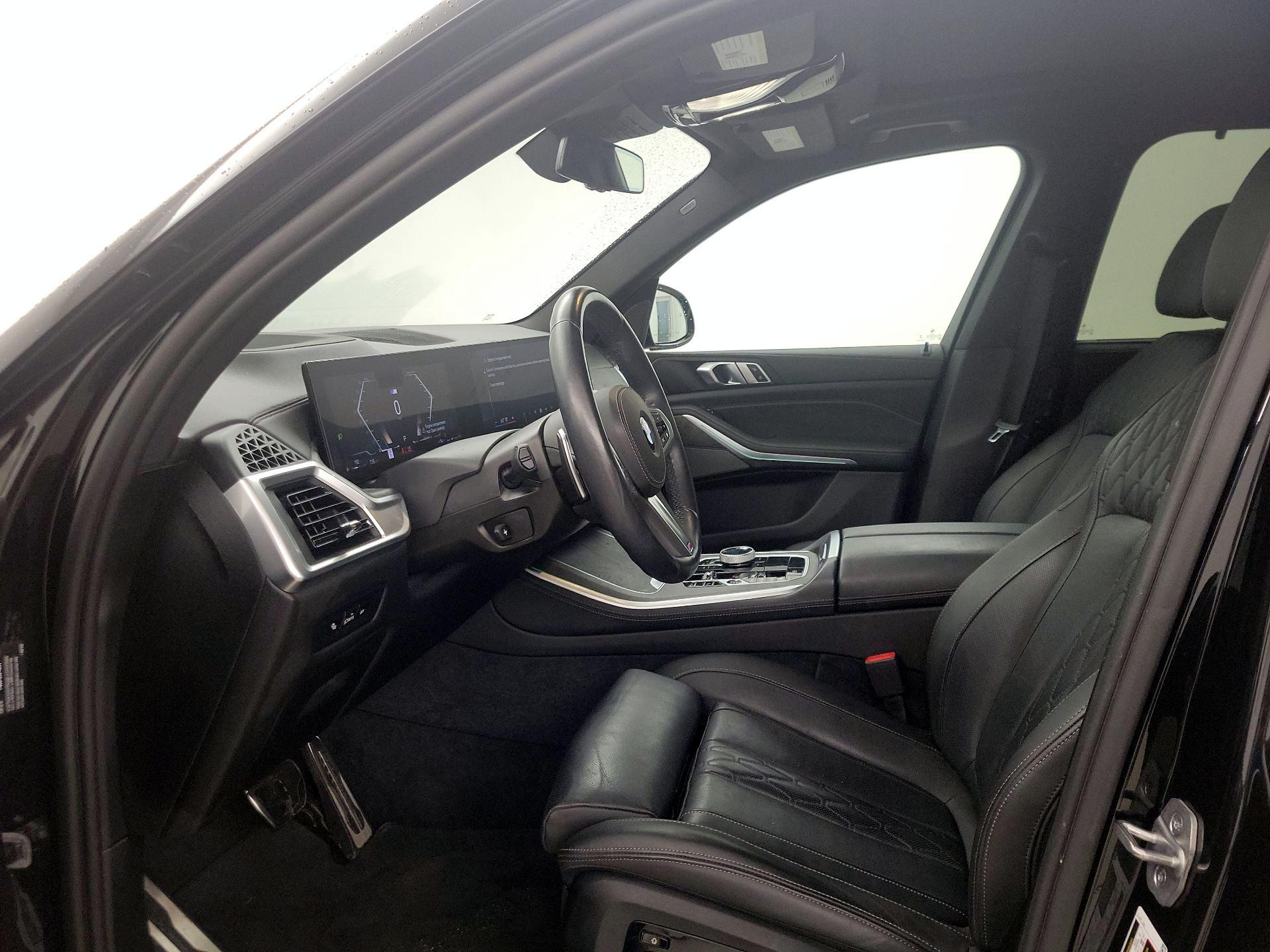 Thumbnail: 2024 BMW X5 - 11