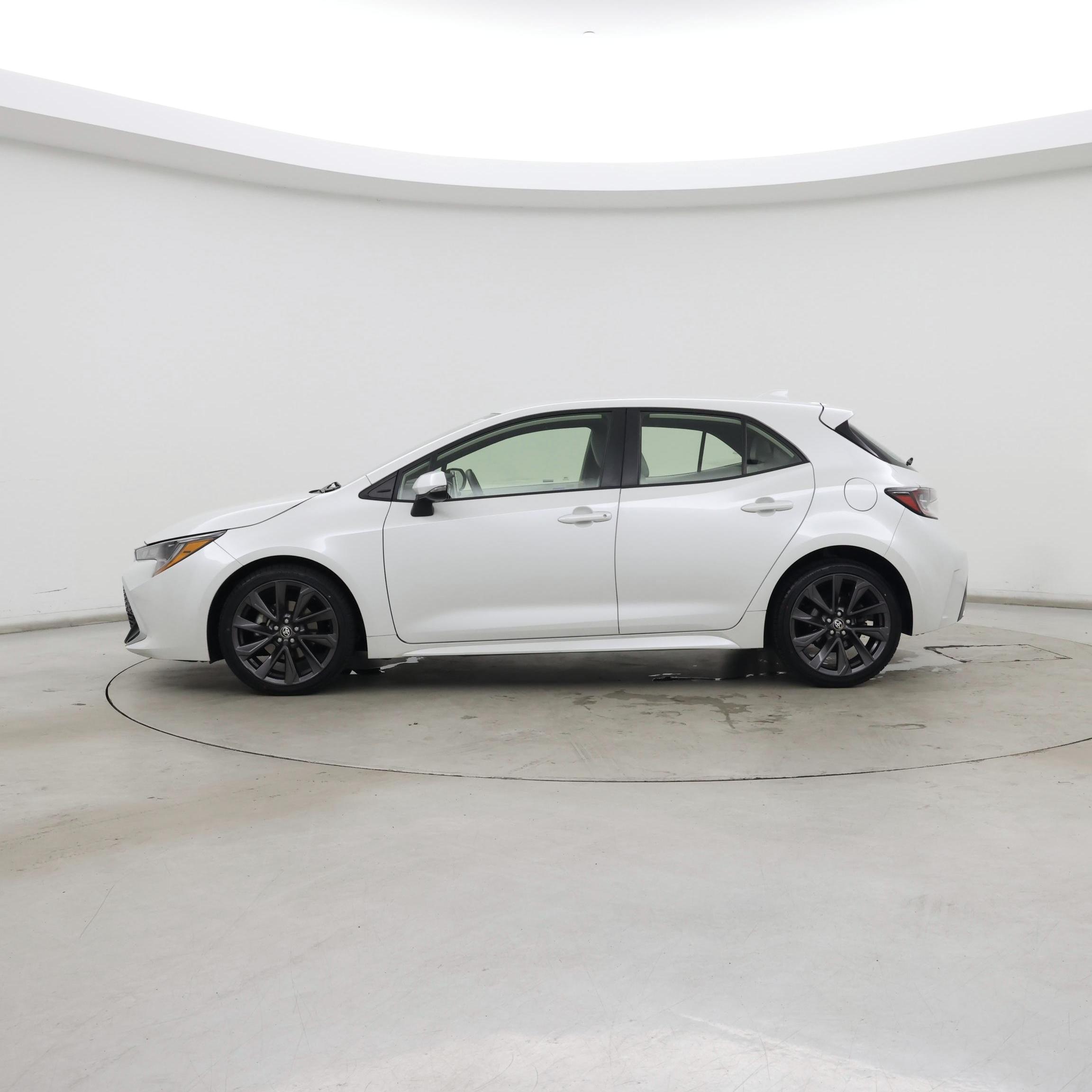 Thumbnail: 2021 Toyota Corolla - 3