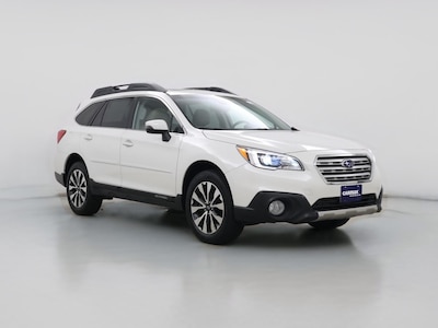 White 2017 Subaru Outback 3.6R Limited