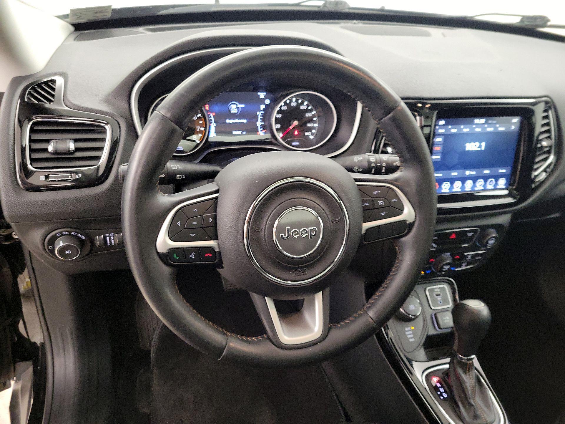 Thumbnail: 2018 Jeep Compass - 10
