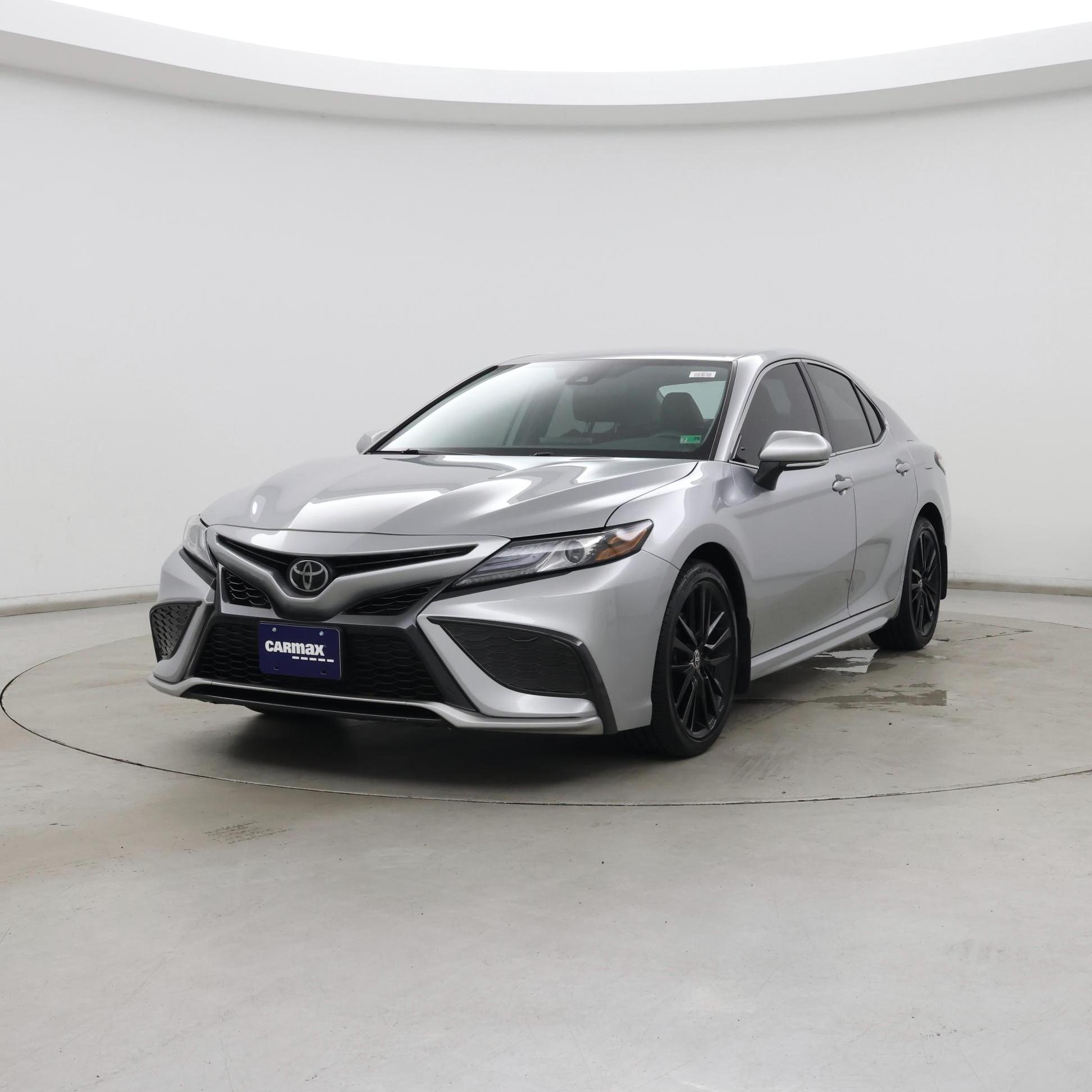 Thumbnail: 2022 Toyota Camry - 4