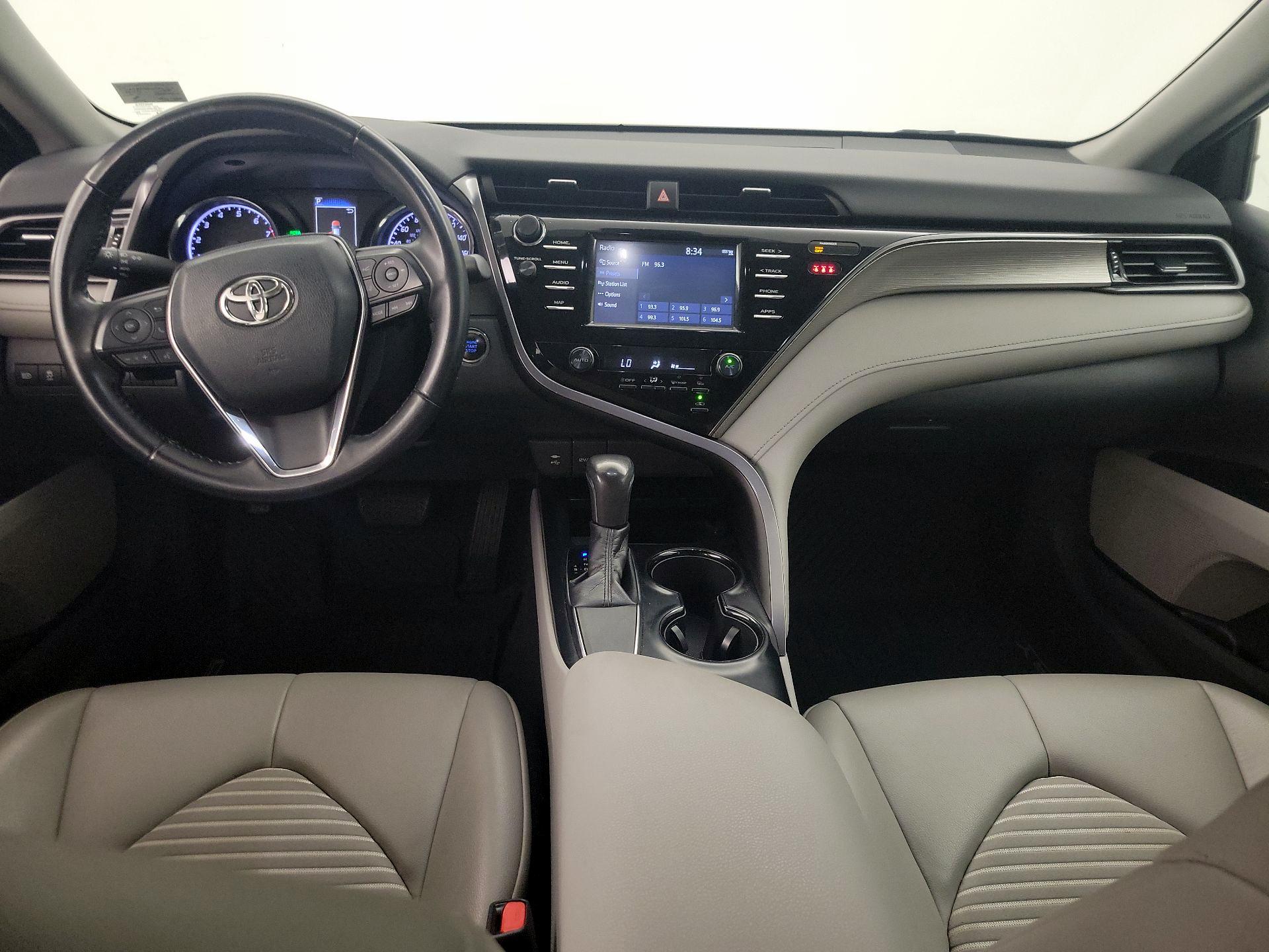 Thumbnail: 2019 Toyota Camry - 9