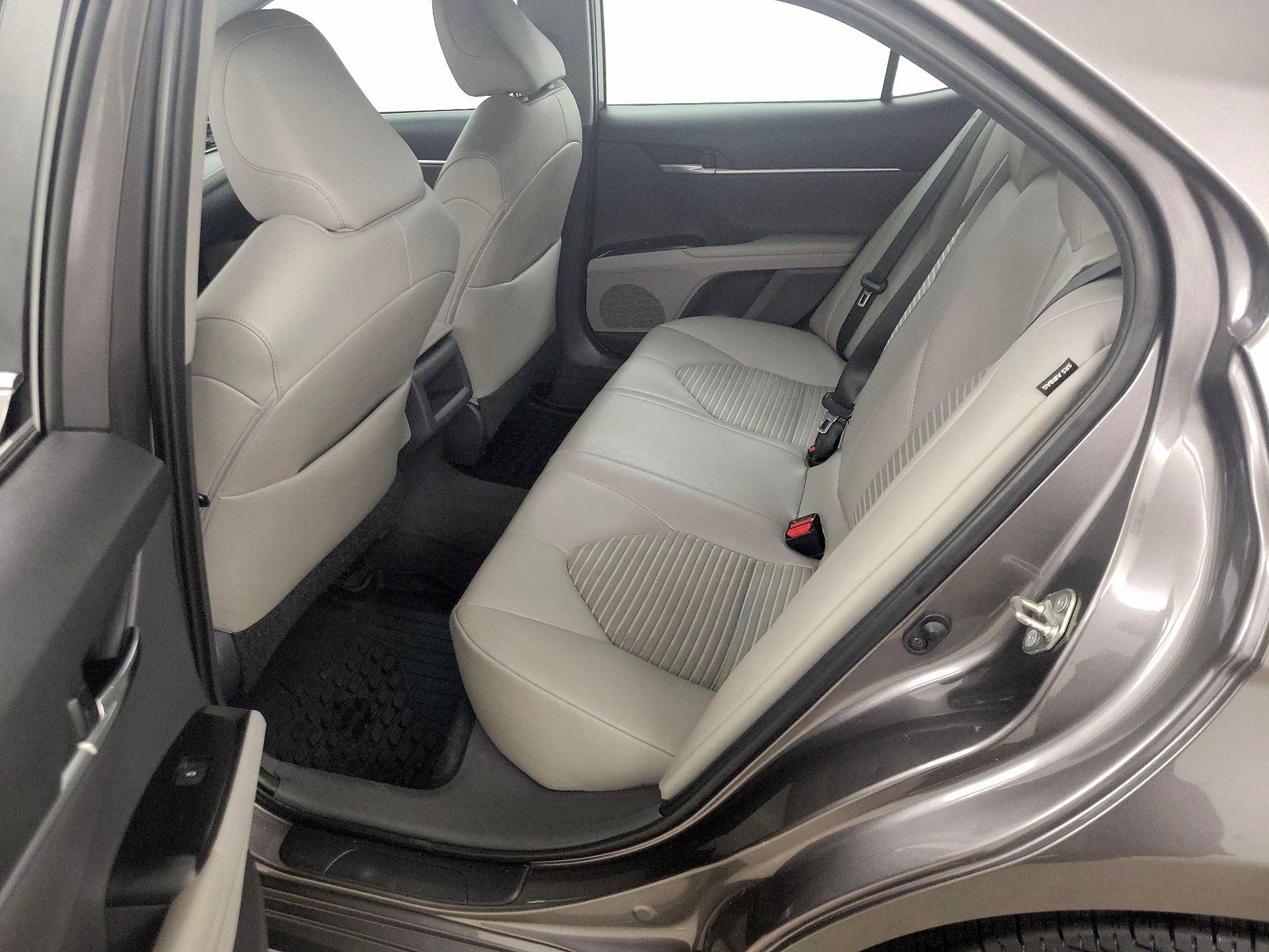 Thumbnail: 2019 Toyota Camry - 20