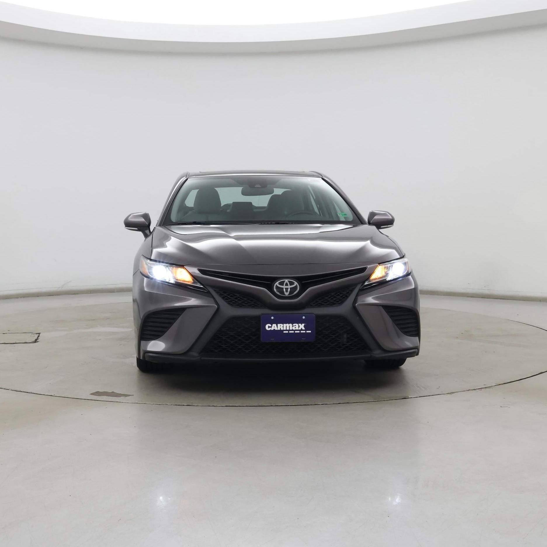 Thumbnail: 2019 Toyota Camry - 5