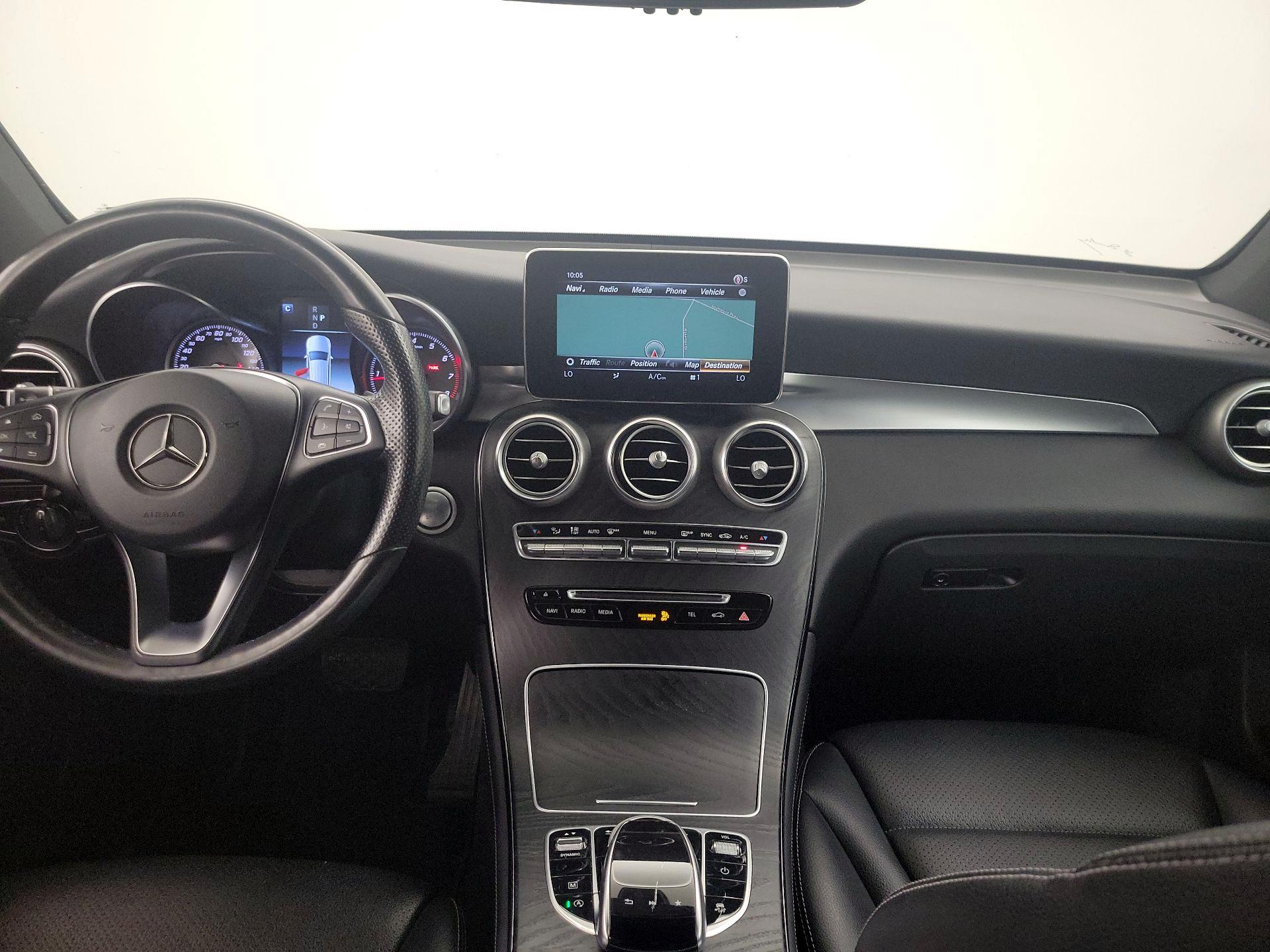 Thumbnail: 2018 Mercedes-Benz GLC - 9