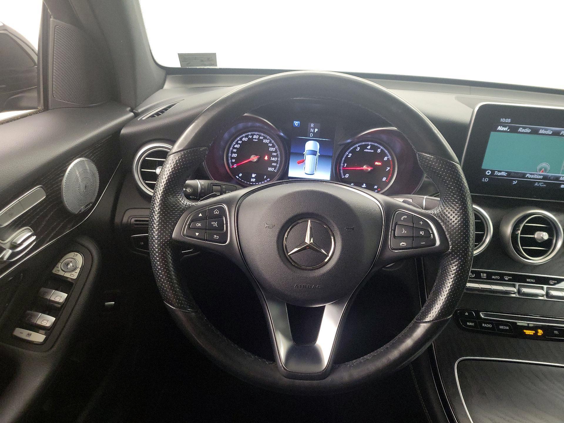 Thumbnail: 2018 Mercedes-Benz GLC - 10