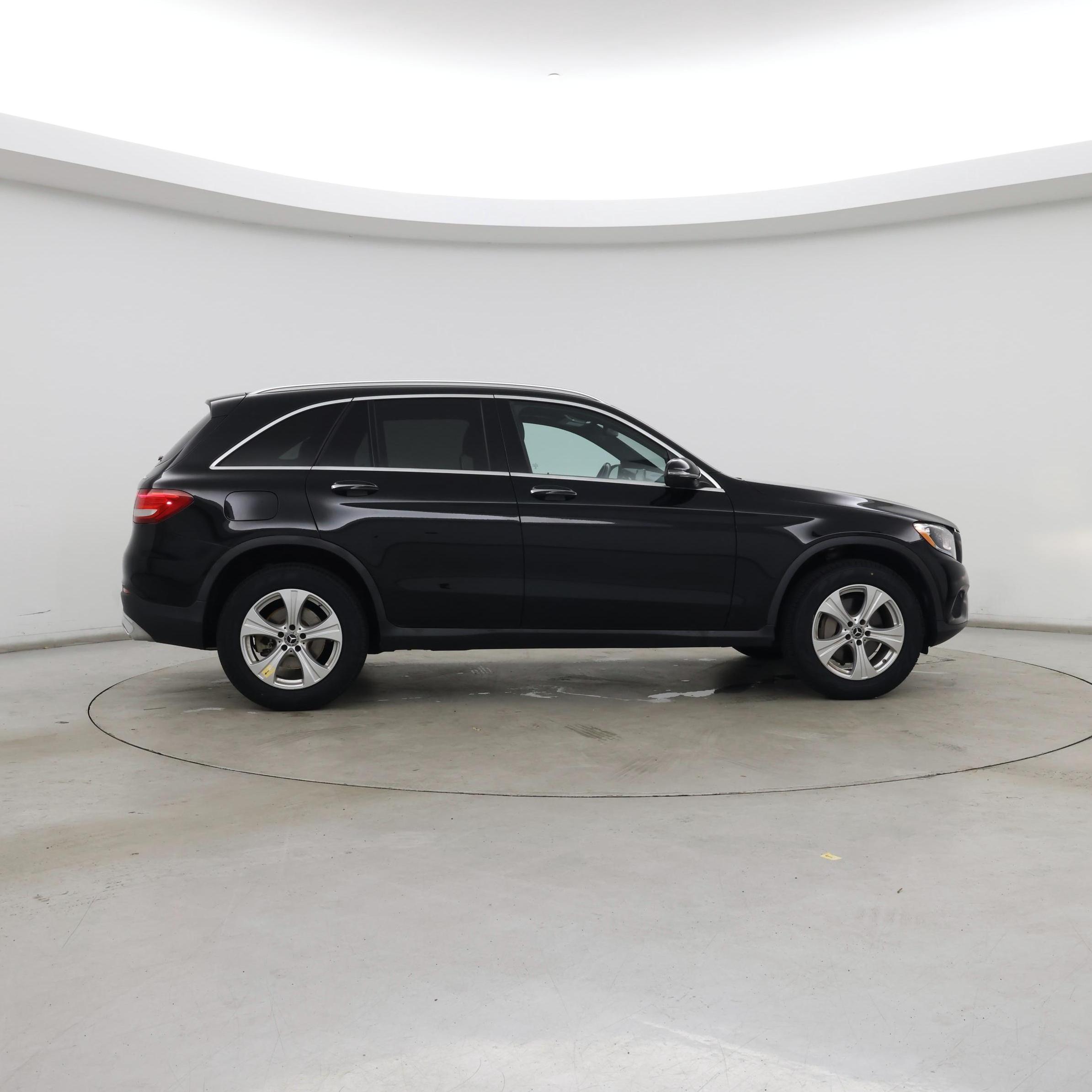 Thumbnail: 2018 Mercedes-Benz GLC - 7
