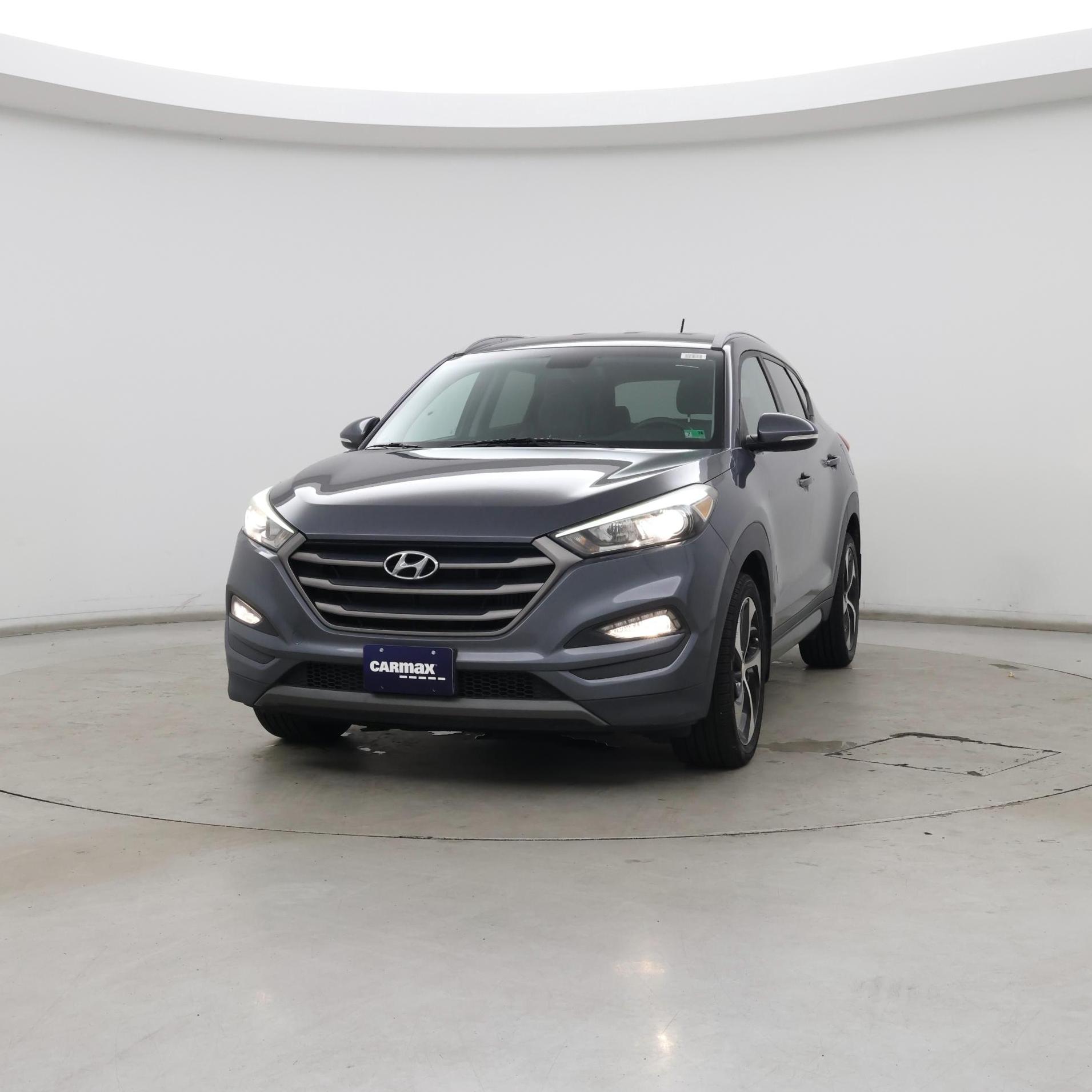 Thumbnail: 2016 Hyundai Tucson - 4