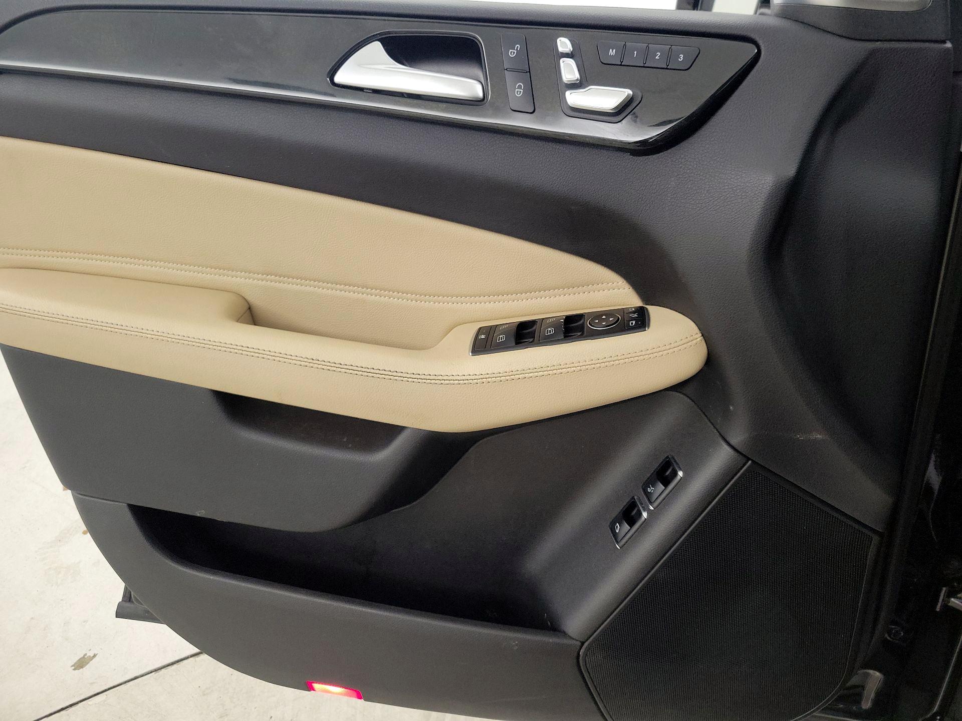Thumbnail: 2018 Mercedes-Benz GLS - 12