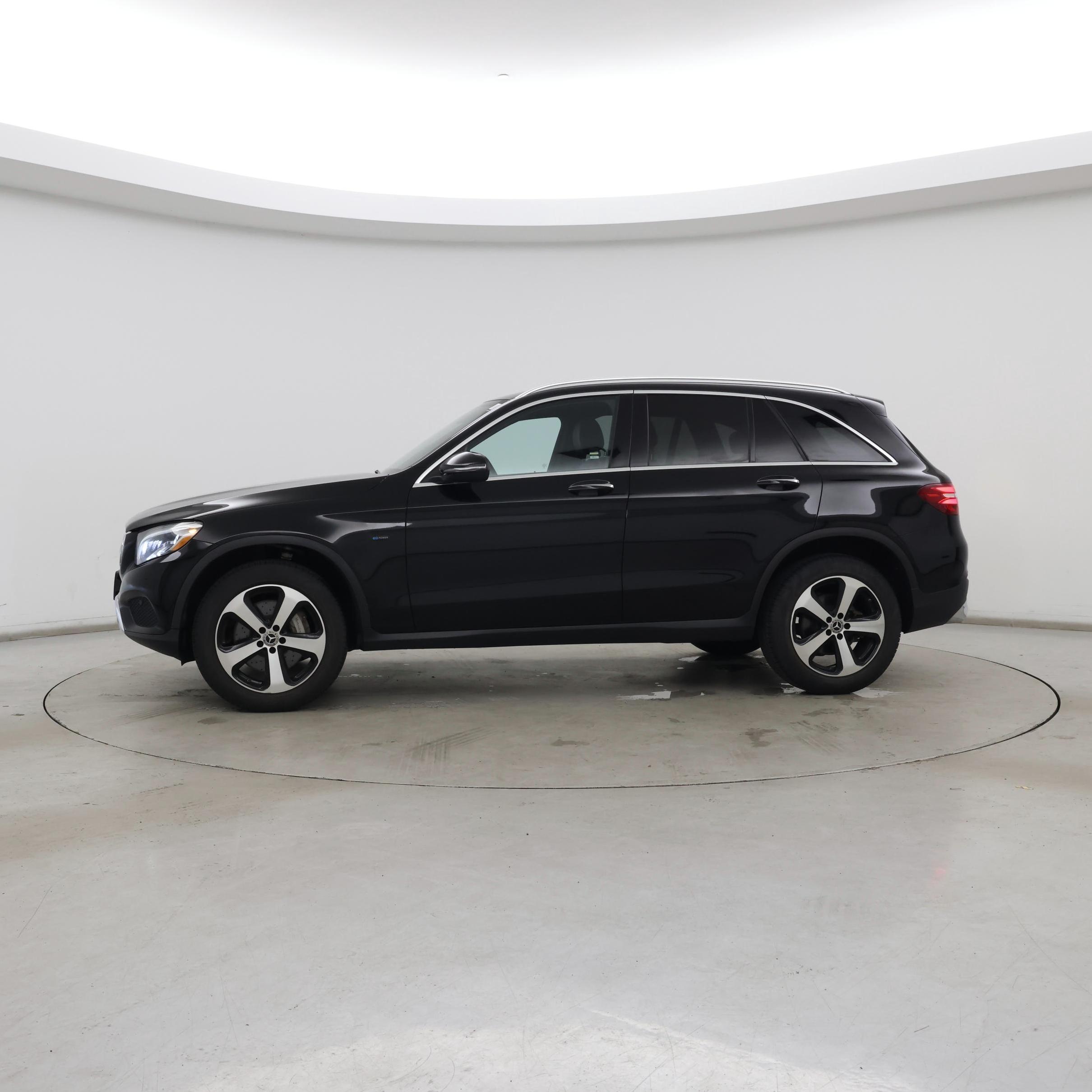 Thumbnail: 2019 Mercedes-Benz GLC - 3