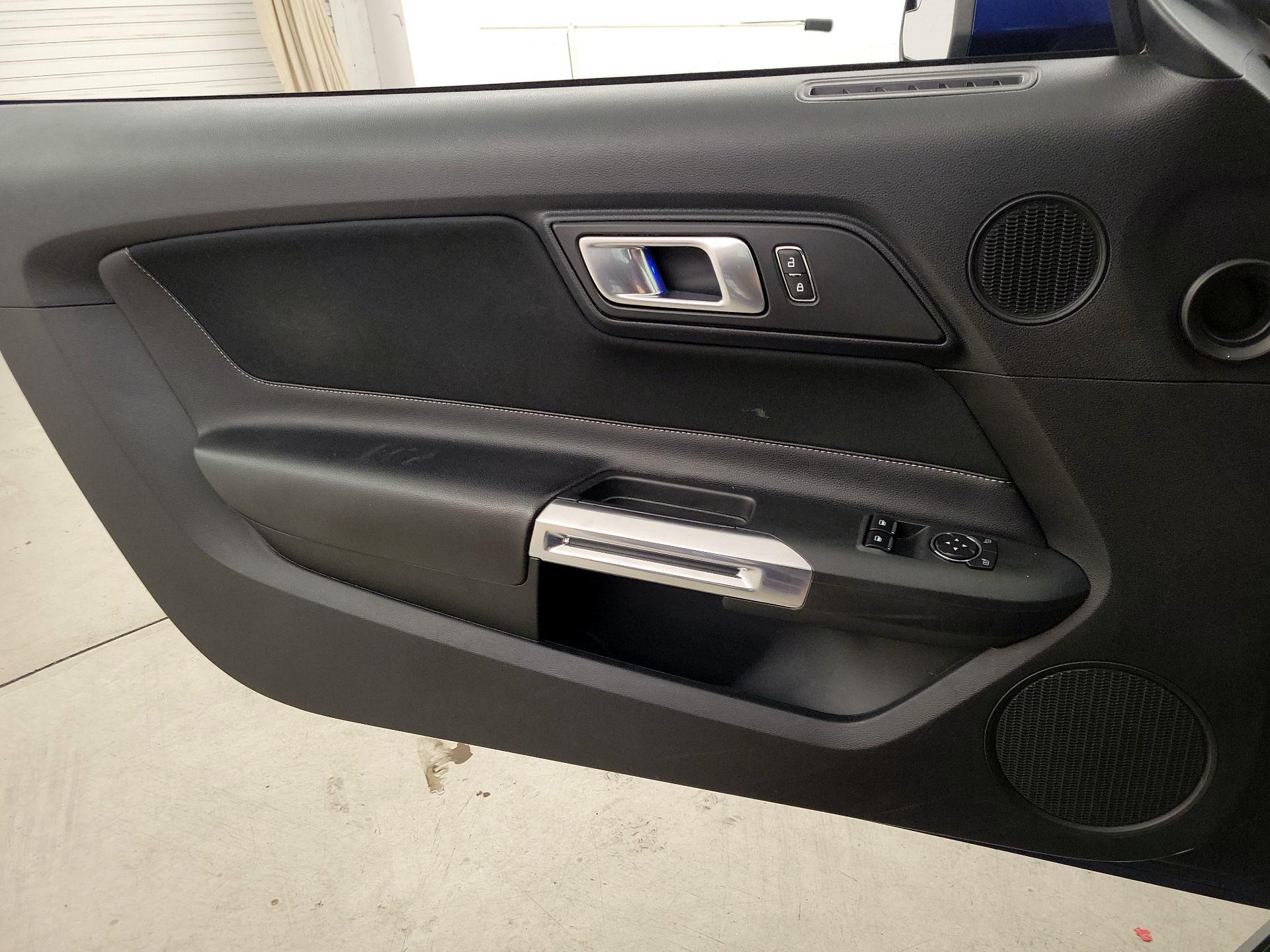 Thumbnail: 2020 Ford Mustang - 12