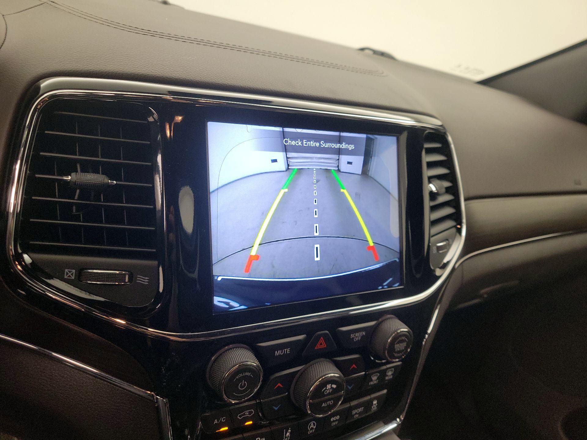 Thumbnail: 2019 Jeep Grand Cherokee - 15