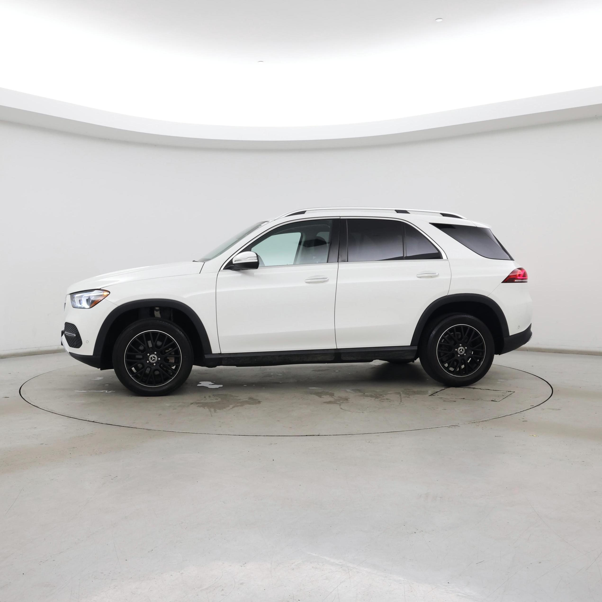Thumbnail: 2020 Mercedes-Benz GLE - 3