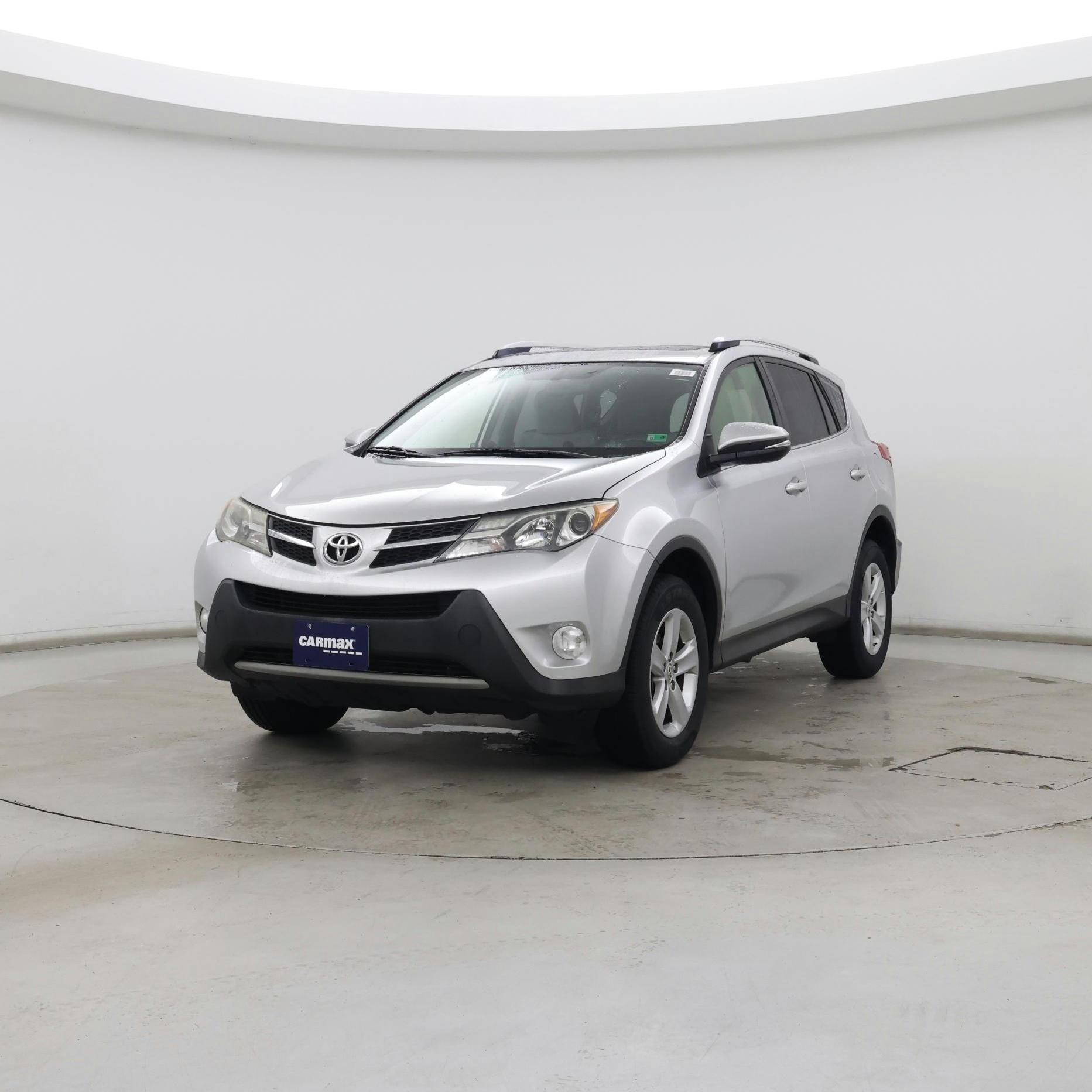 Thumbnail: 2013 Toyota RAV4 - 4