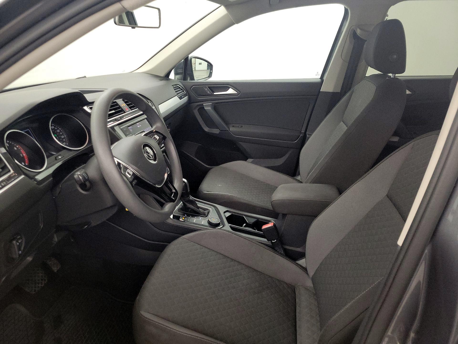 Thumbnail: 2019 Volkswagen Tiguan - 11