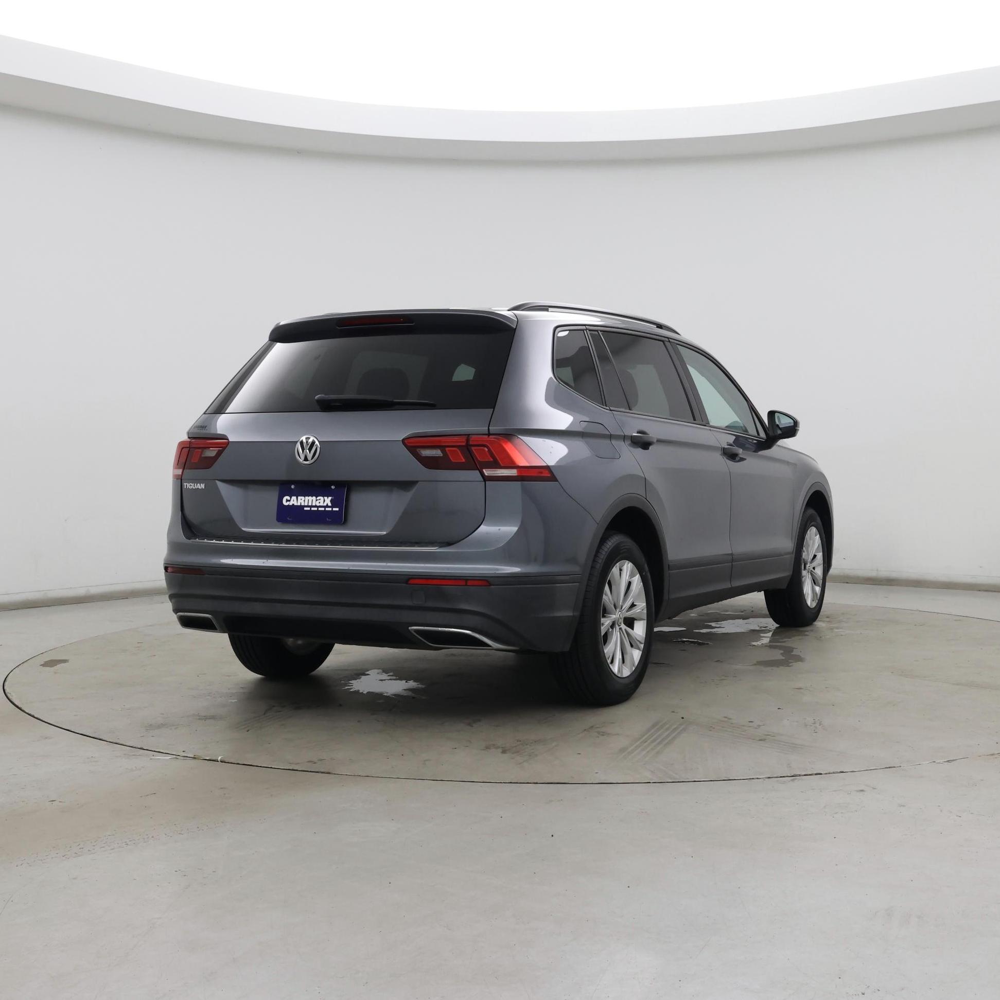 Thumbnail: 2019 Volkswagen Tiguan - 8