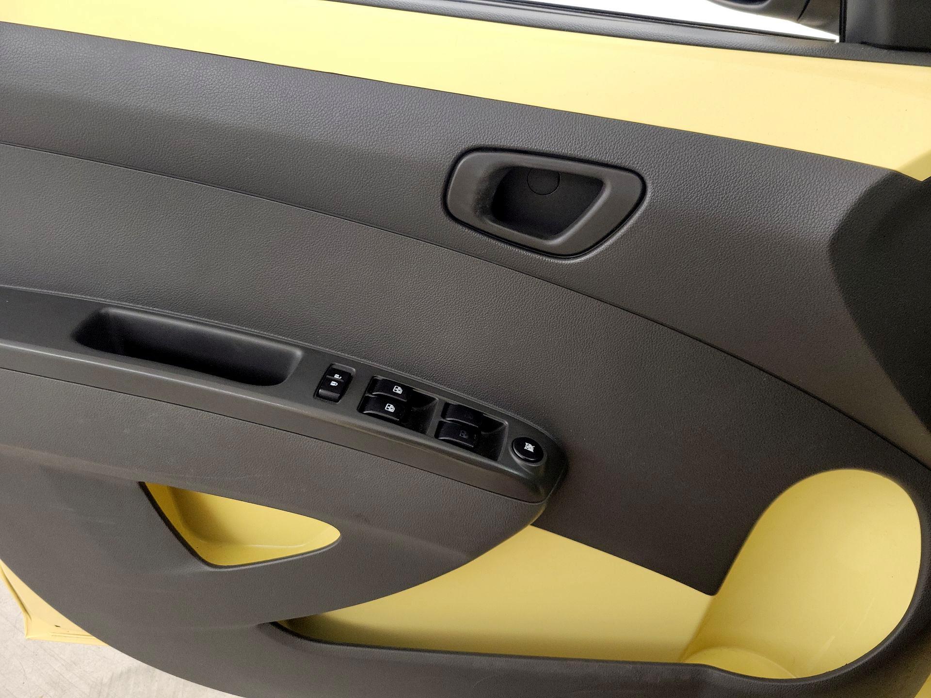 Thumbnail: 2014 Chevrolet Spark - 12