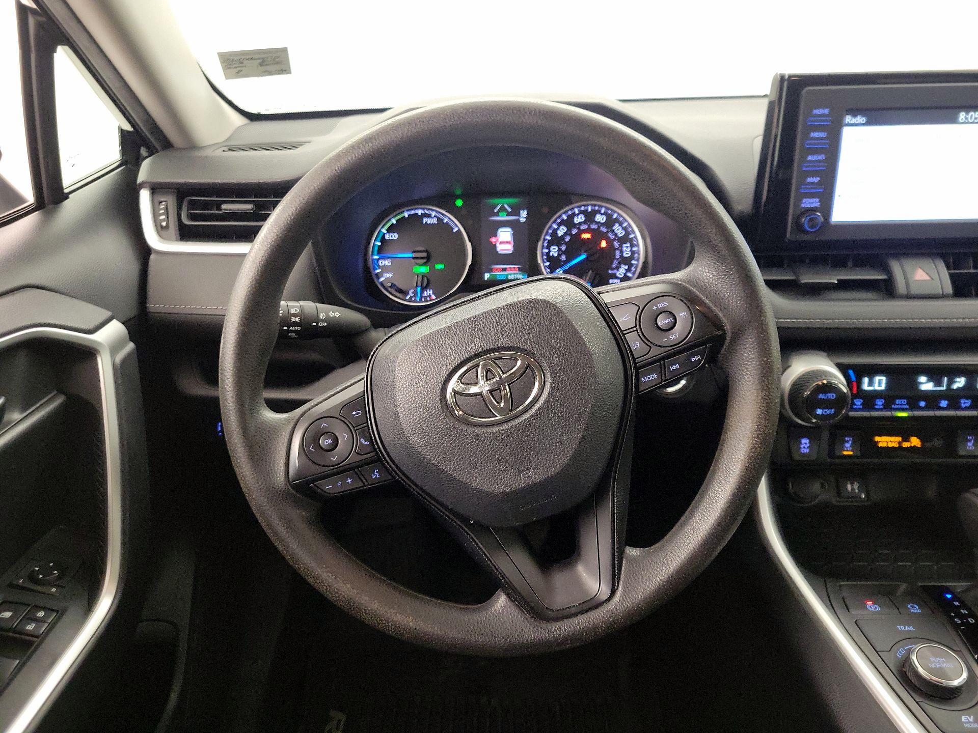 Thumbnail: 2019 Toyota RAV4 - 10