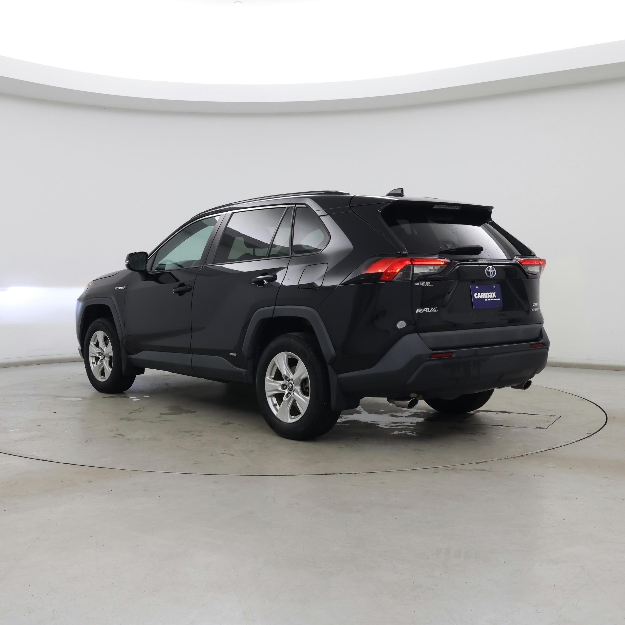 Thumbnail: 2019 Toyota RAV4 - 2