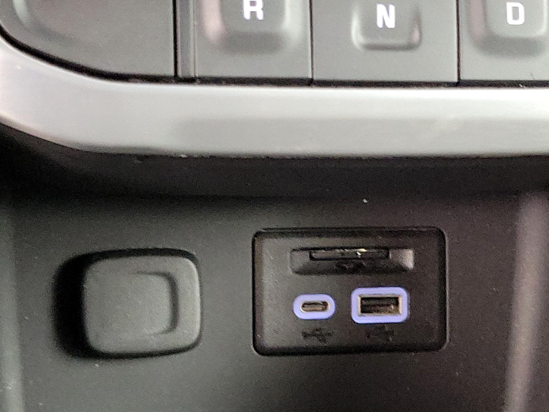 Thumbnail: 2020 GMC Acadia - 18