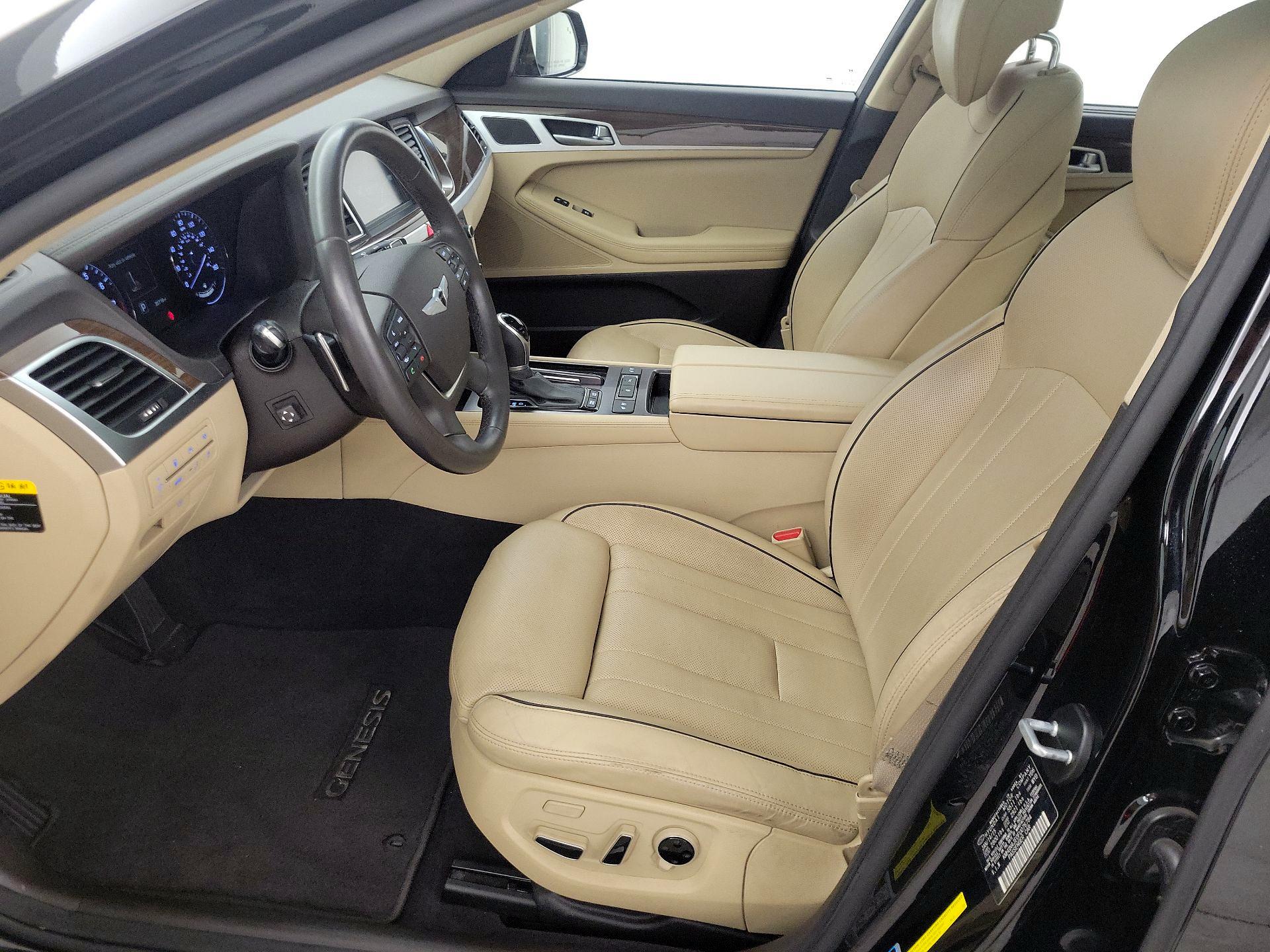 Thumbnail: 2015 Hyundai Genesis - 11