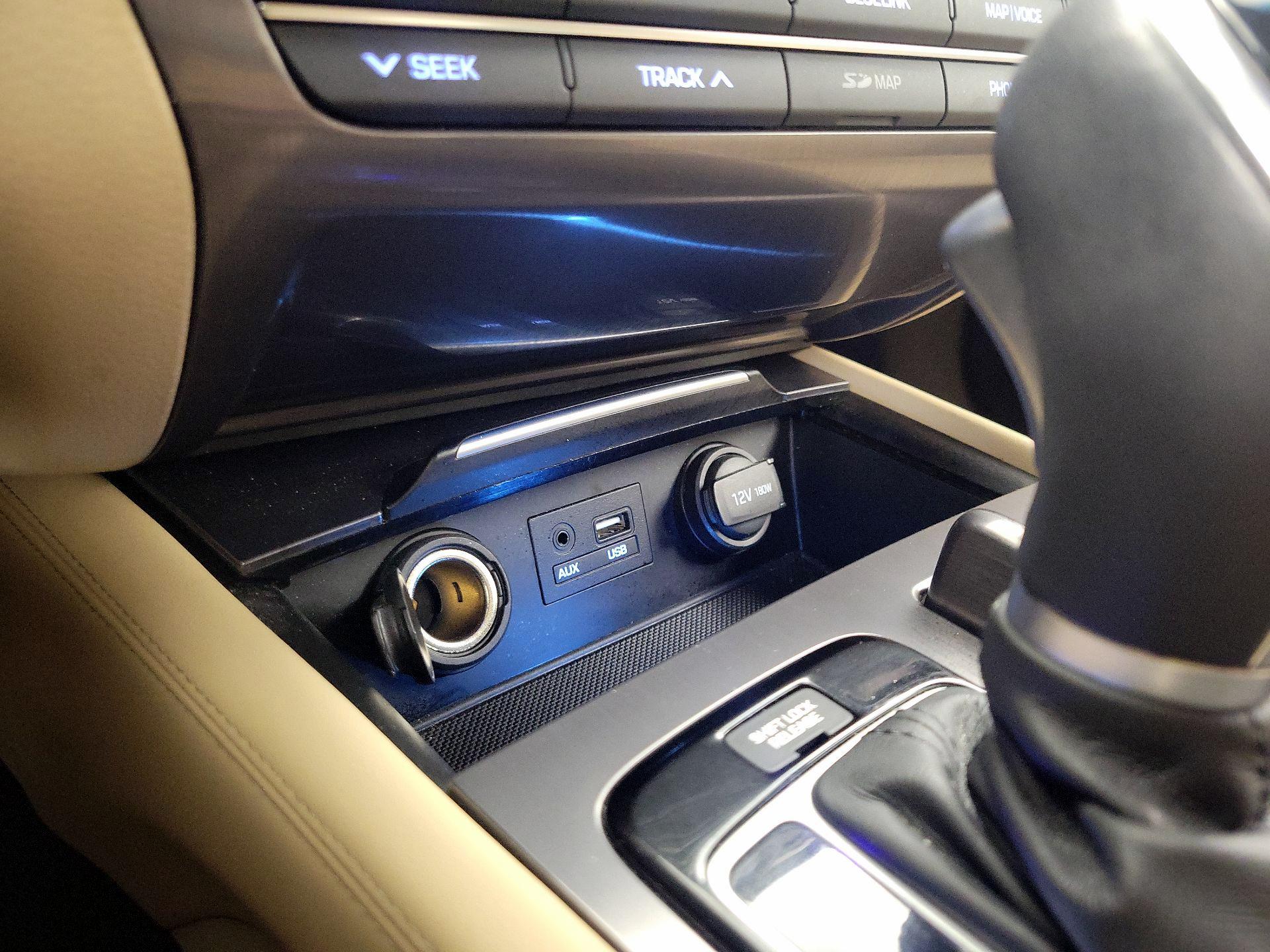 Thumbnail: 2015 Hyundai Genesis - 19