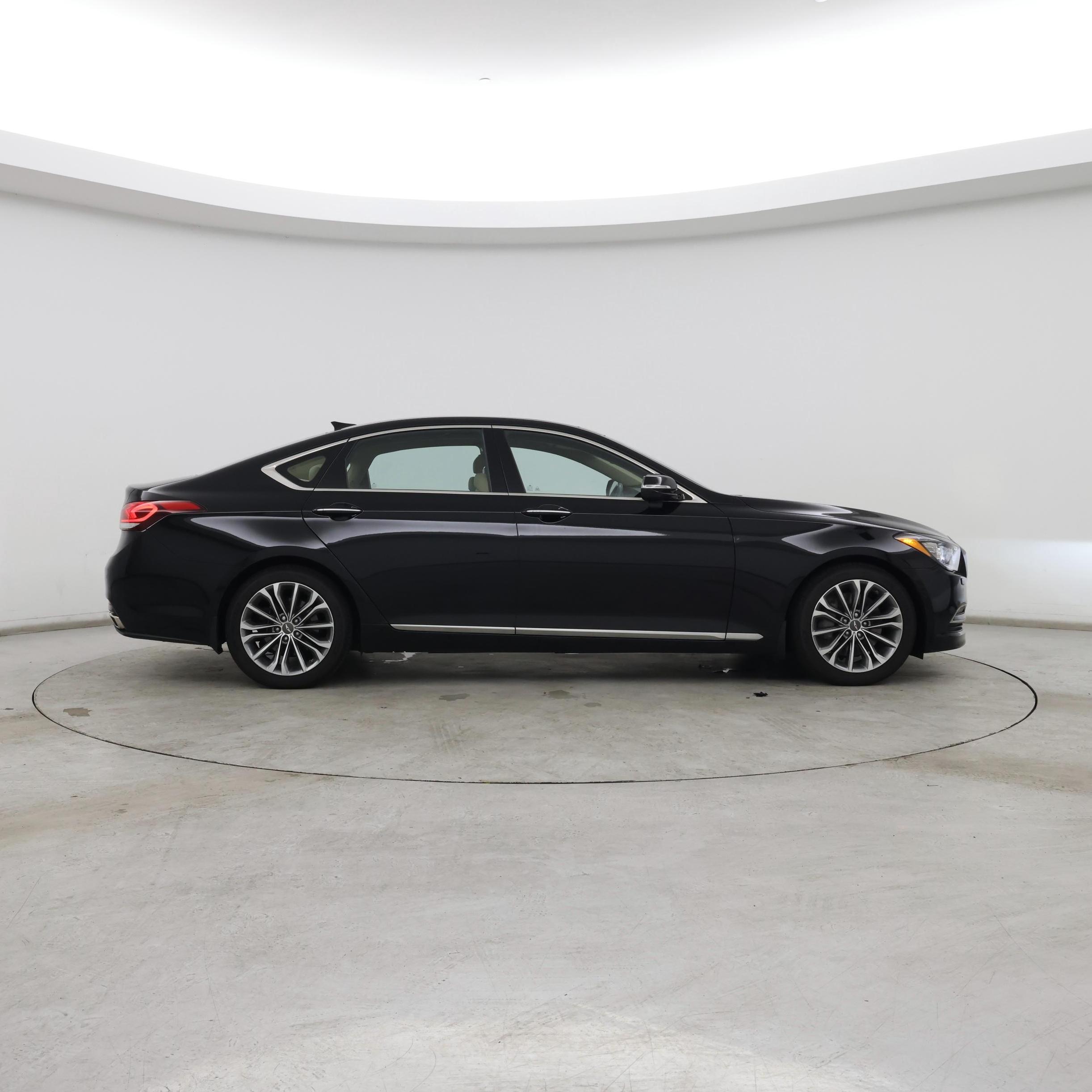 Thumbnail: 2015 Hyundai Genesis - 7