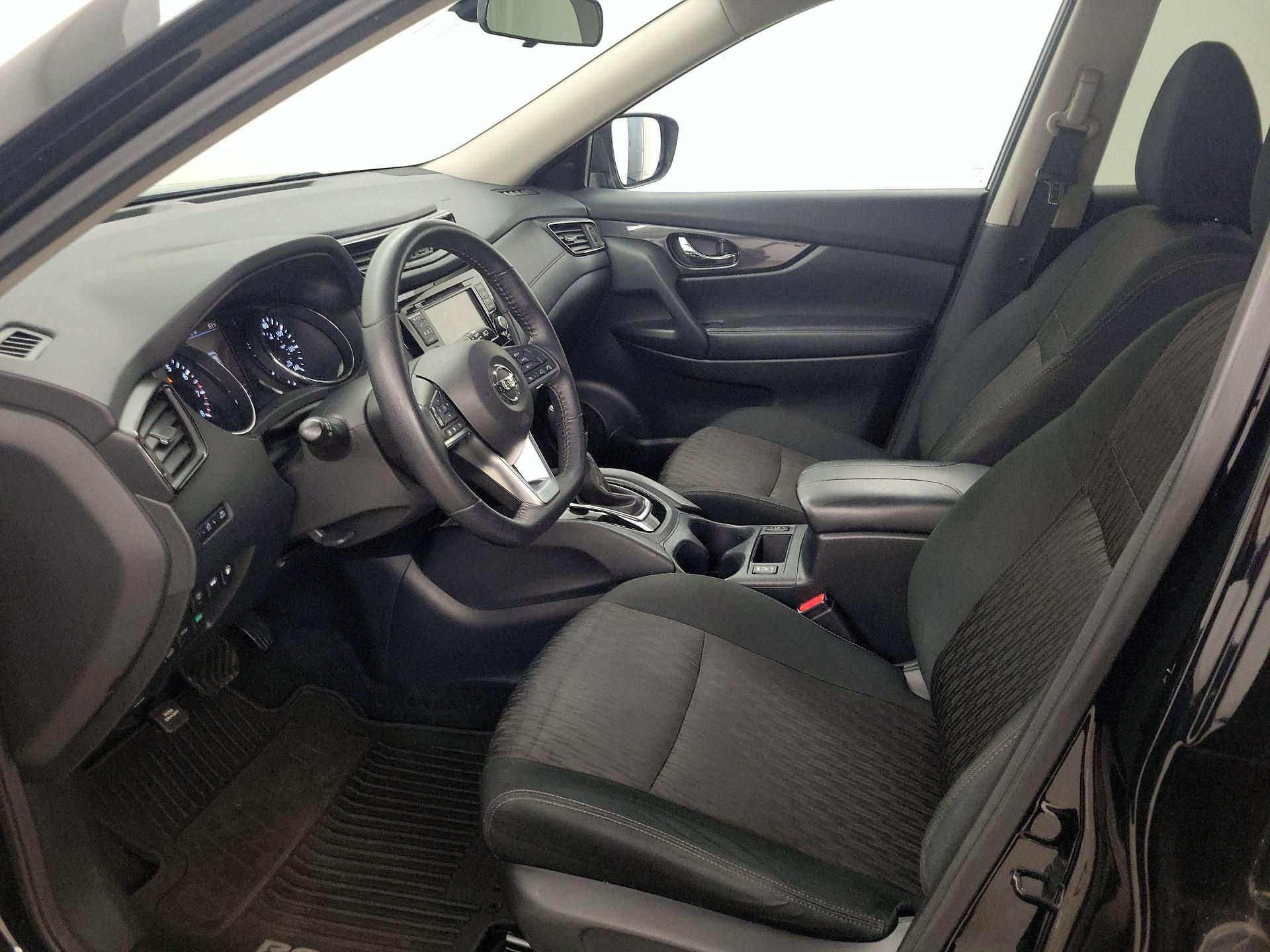 Thumbnail: 2020 Nissan Rogue - 11
