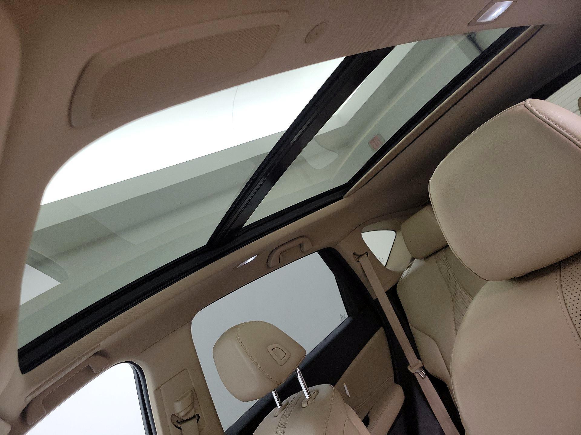 Thumbnail: 2020 Acura RDX - 20