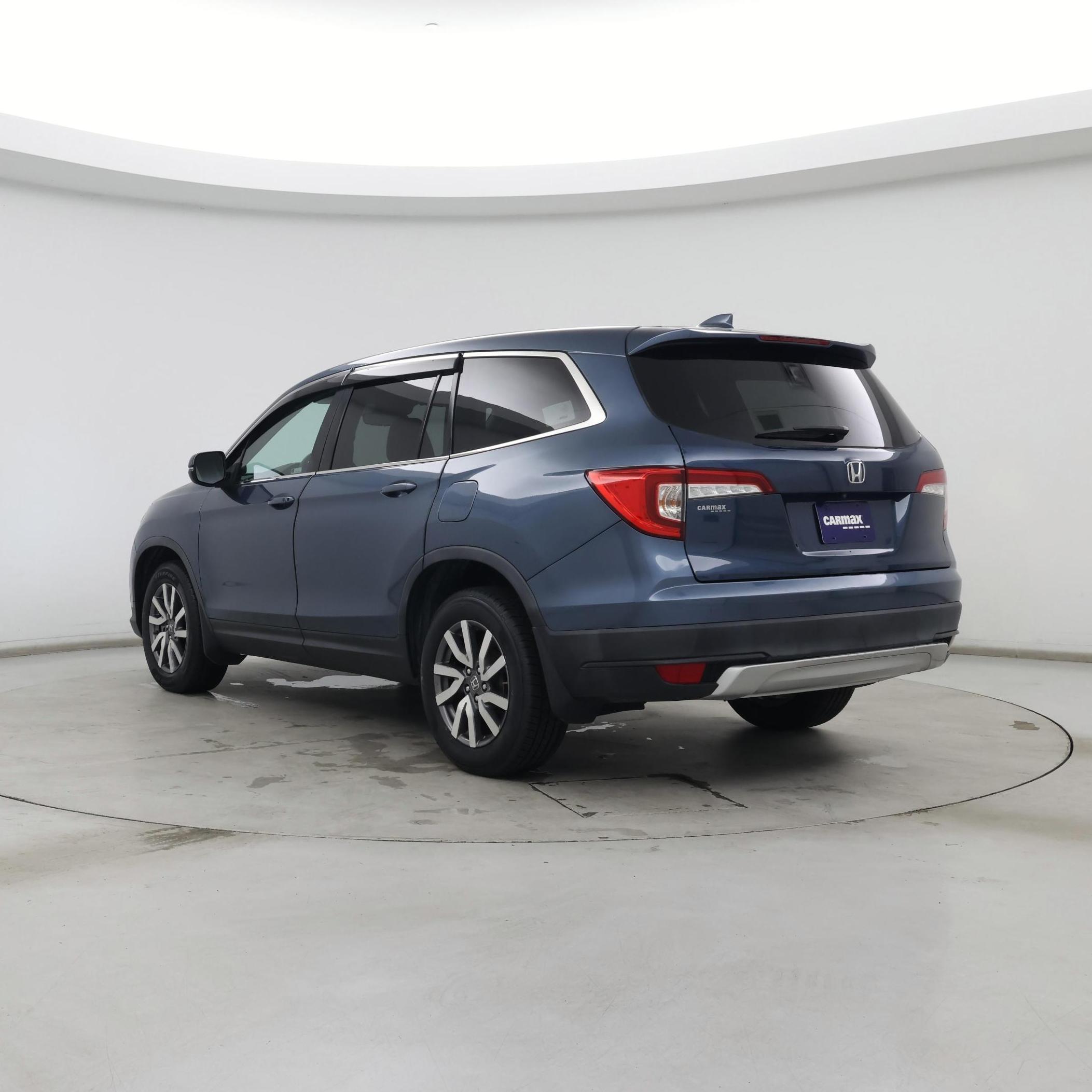 Thumbnail: 2019 Honda Pilot - 2