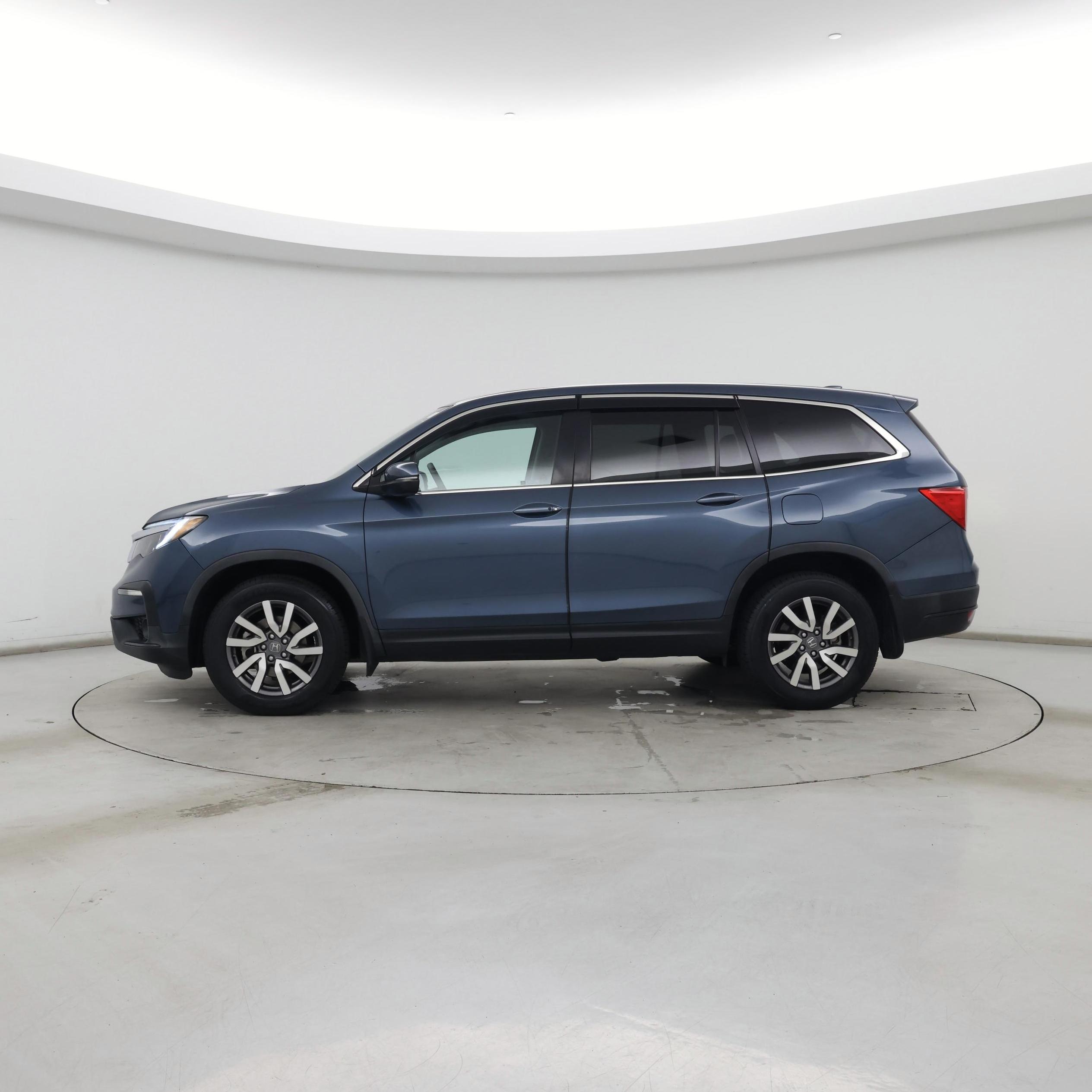 Thumbnail: 2019 Honda Pilot - 3