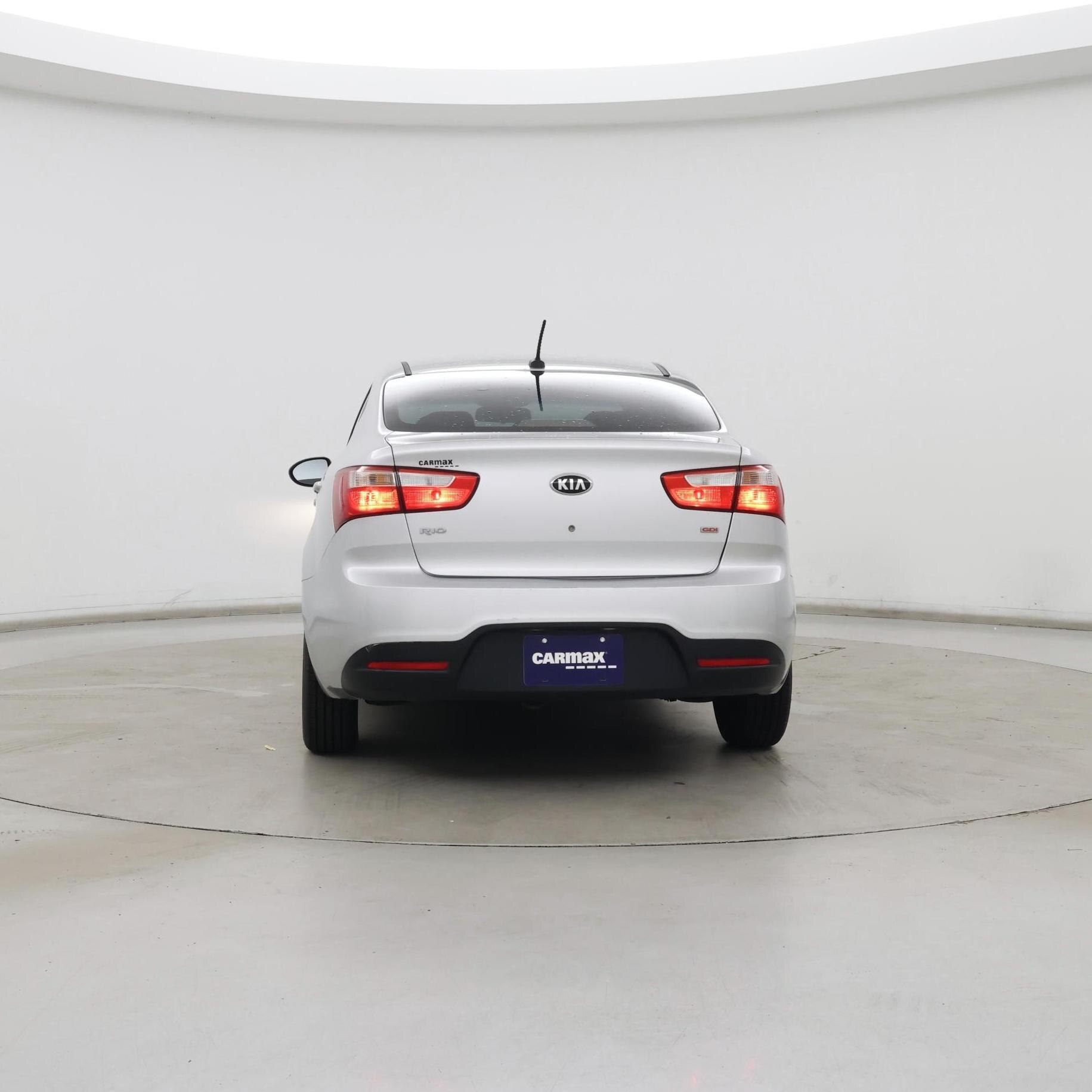 Thumbnail: 2015 Kia Rio - 6