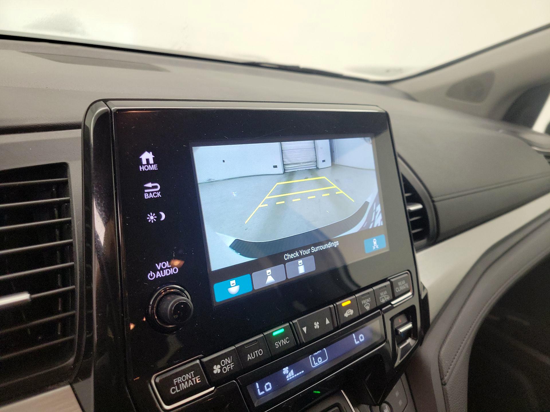 Thumbnail: 2022 Honda Odyssey - 14