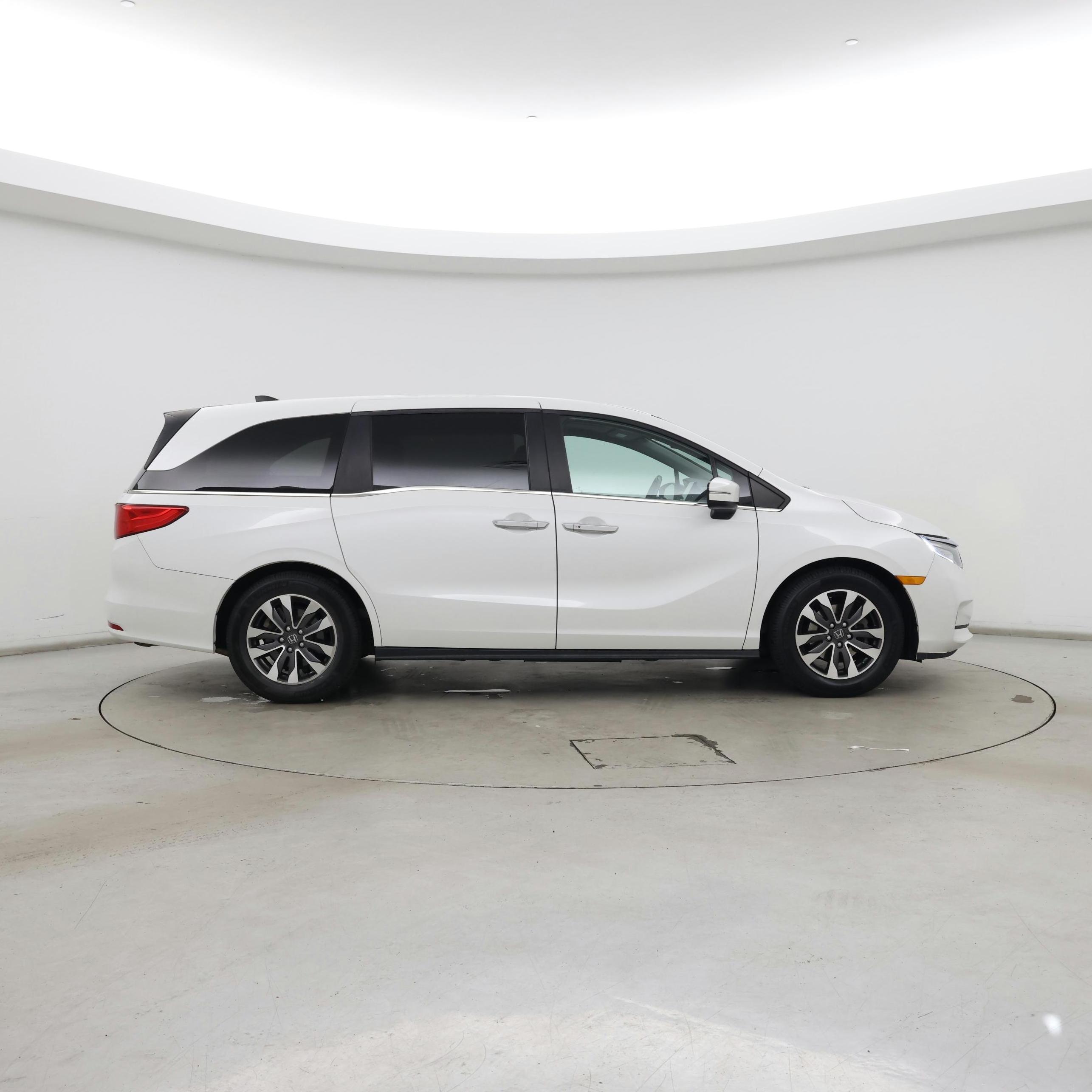 Thumbnail: 2022 Honda Odyssey - 7