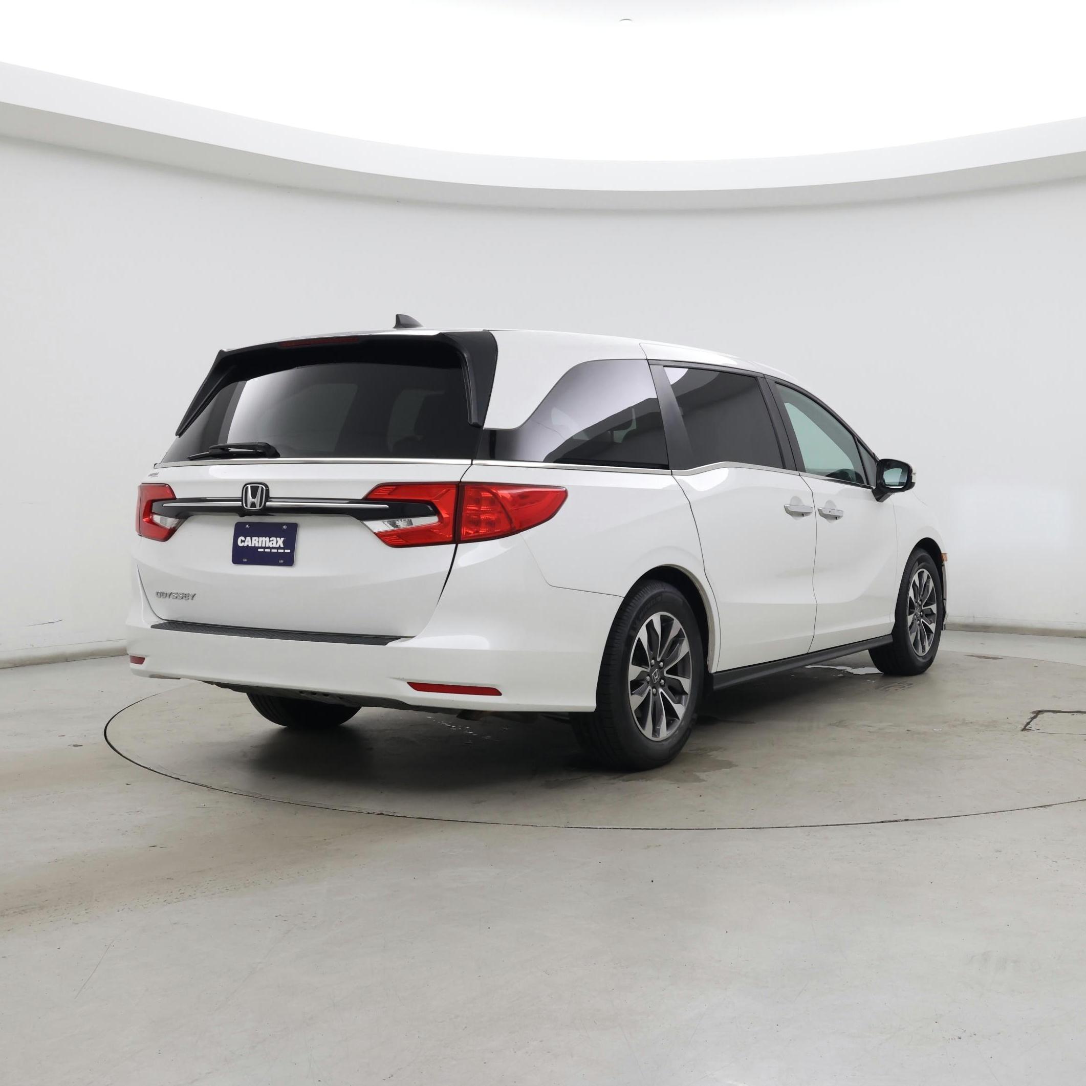 Thumbnail: 2022 Honda Odyssey - 8