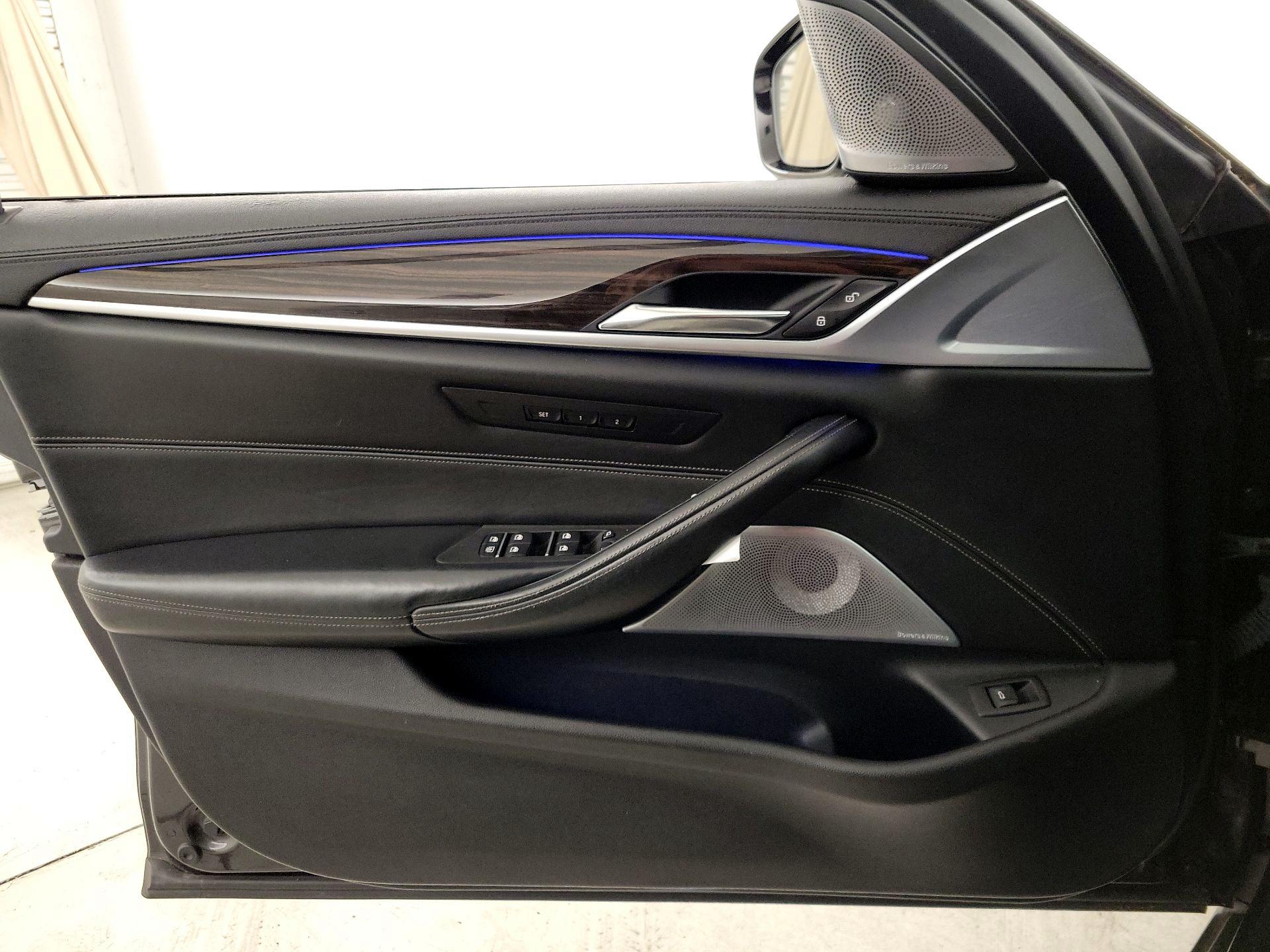 Thumbnail: 2017 BMW 5 Series - 12
