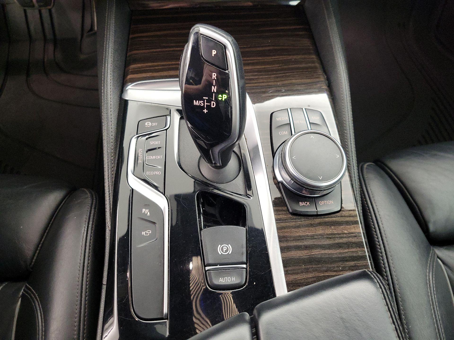 Thumbnail: 2017 BMW 5 Series - 18