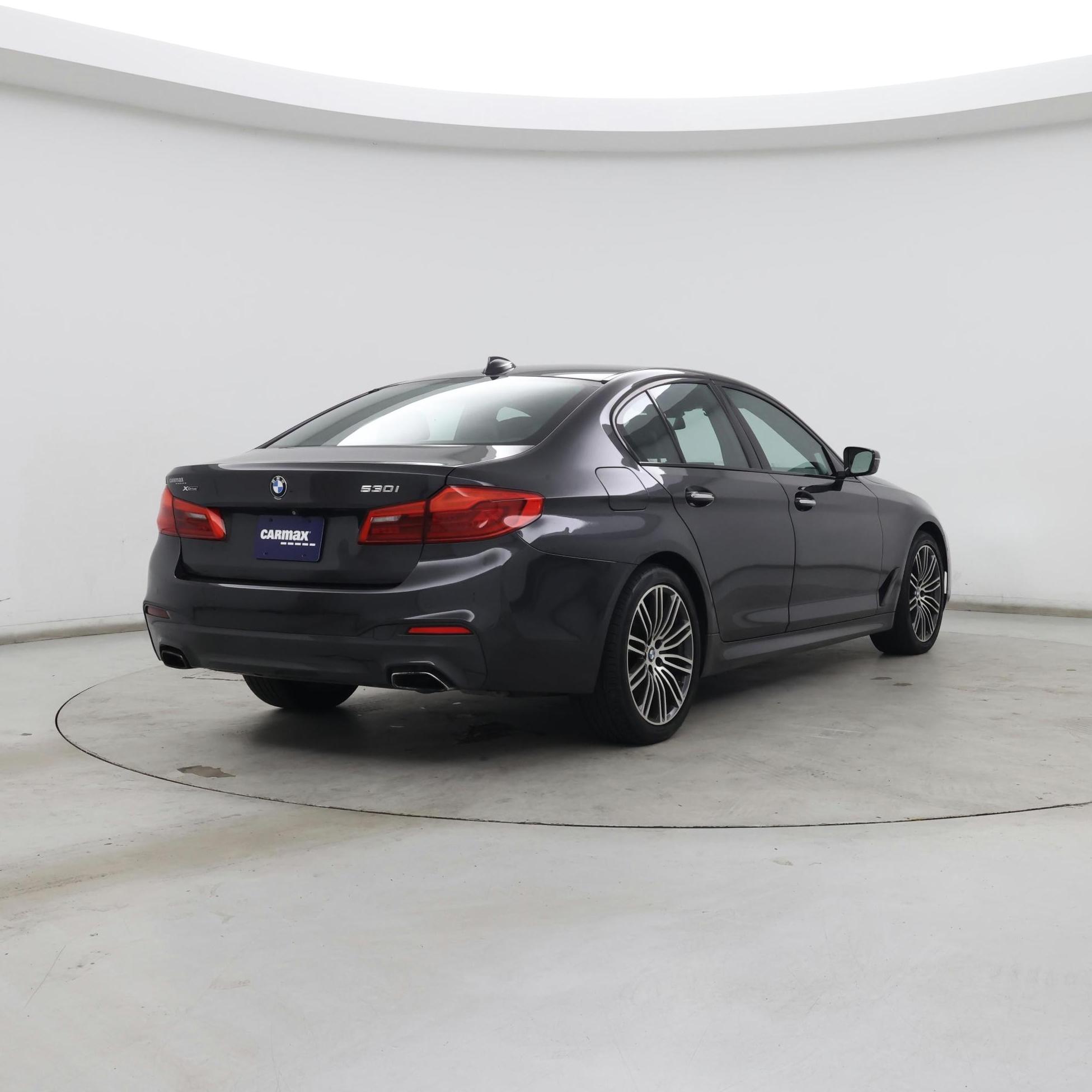 Thumbnail: 2017 BMW 5 Series - 8