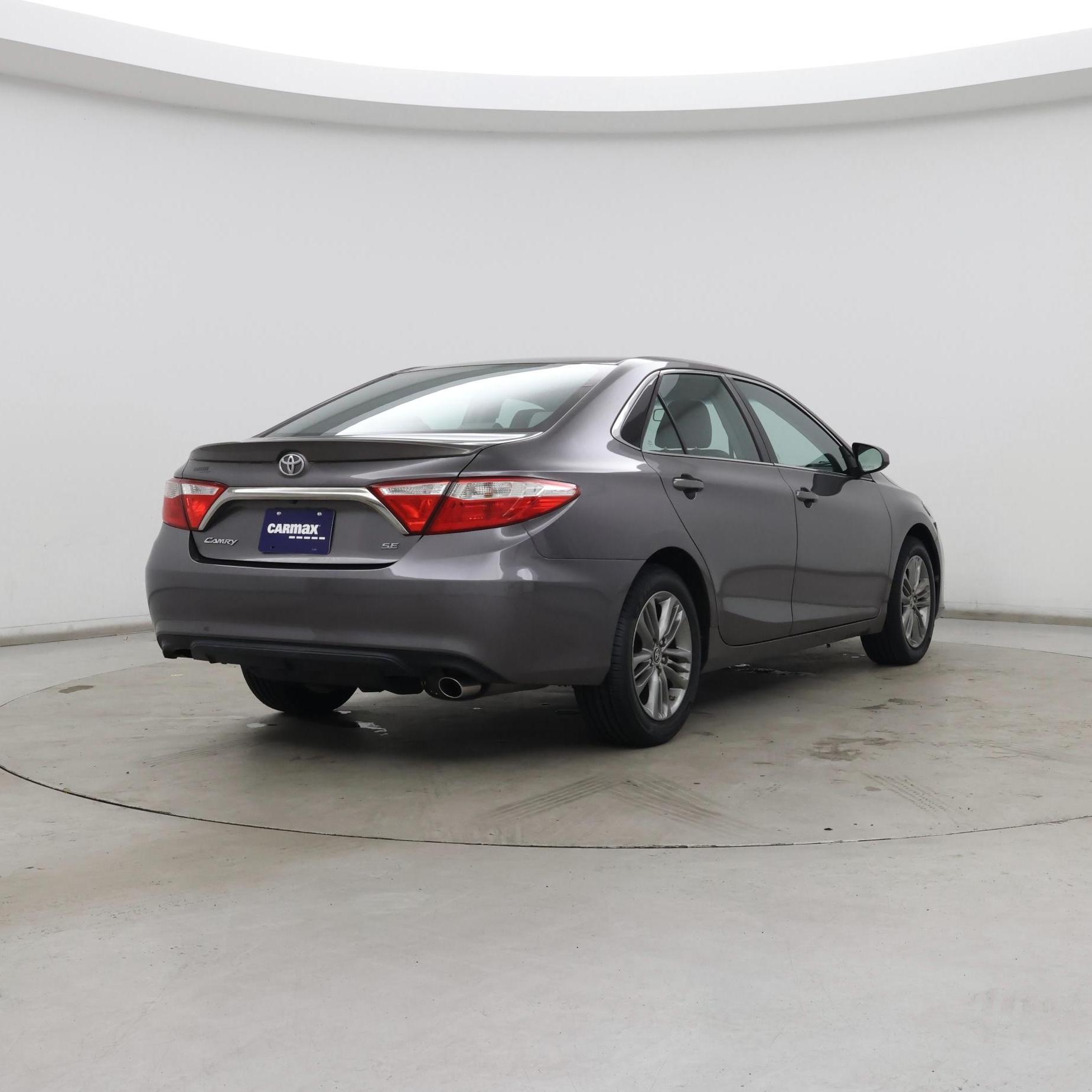 Thumbnail: 2016 Toyota Camry - 8