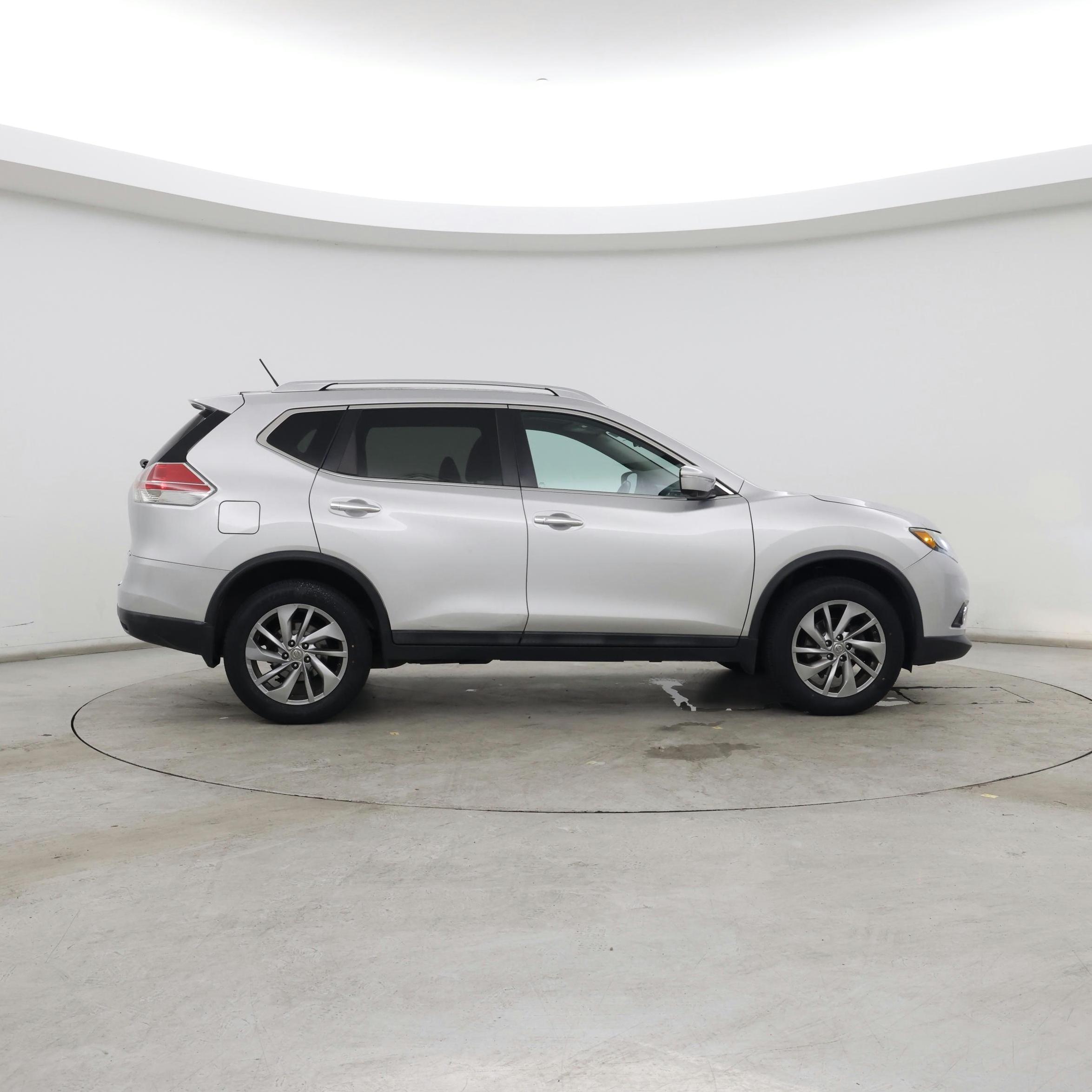 Thumbnail: 2015 Nissan Rogue - 7