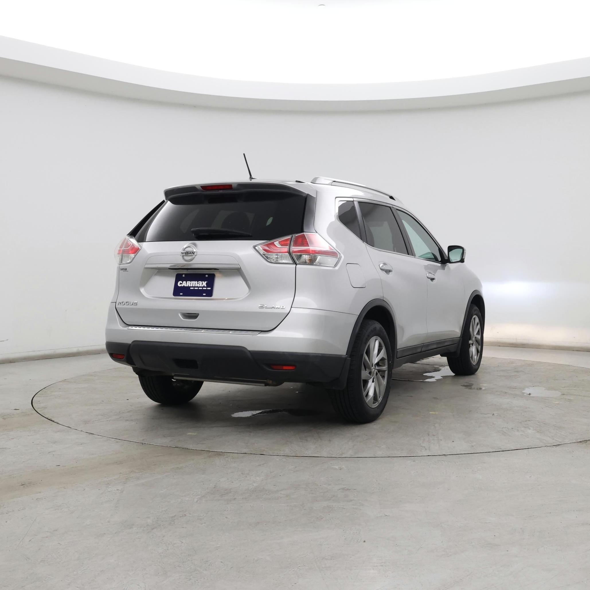 Thumbnail: 2015 Nissan Rogue - 8