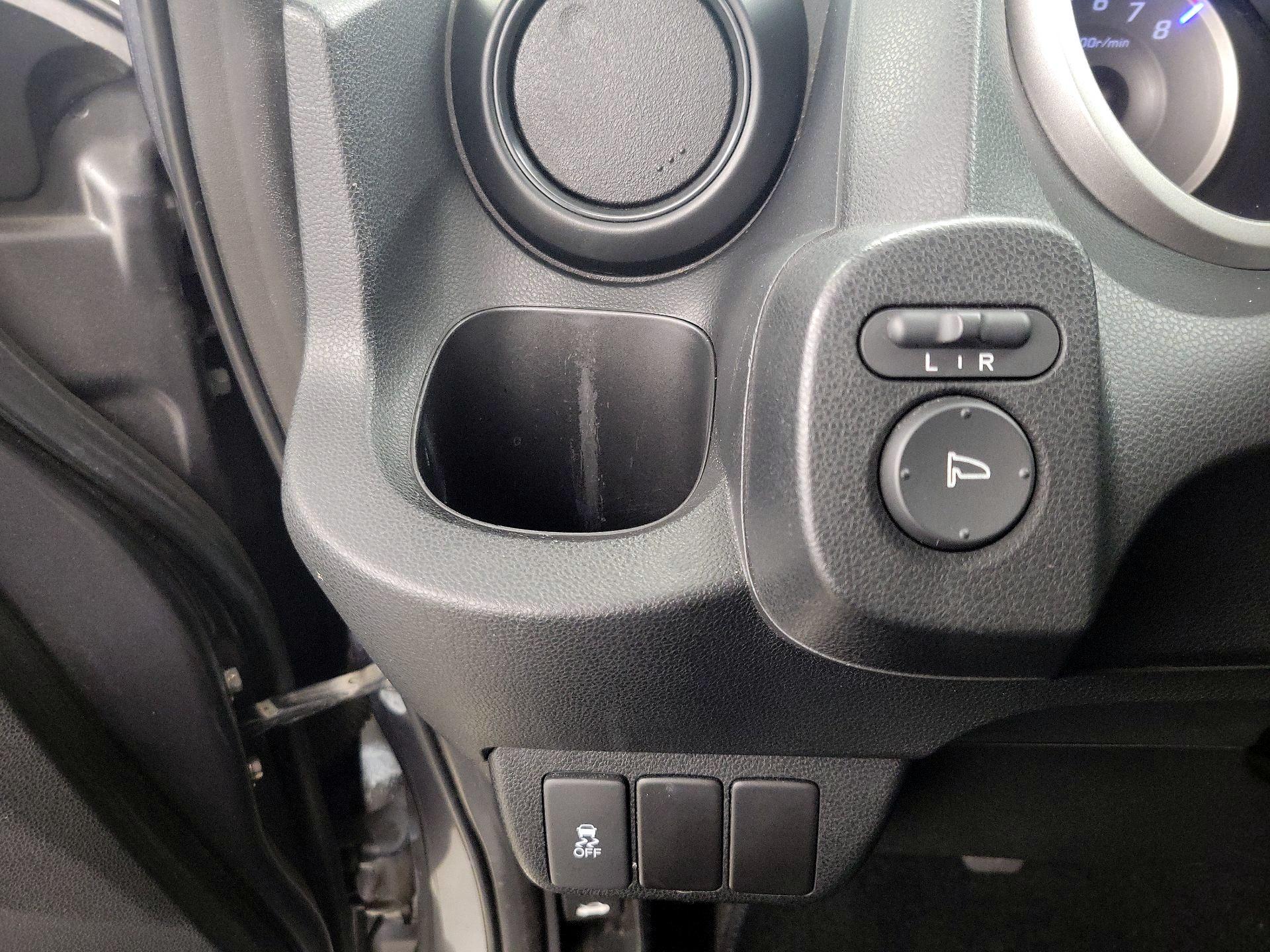 Thumbnail: 2013 Honda Fit - 13