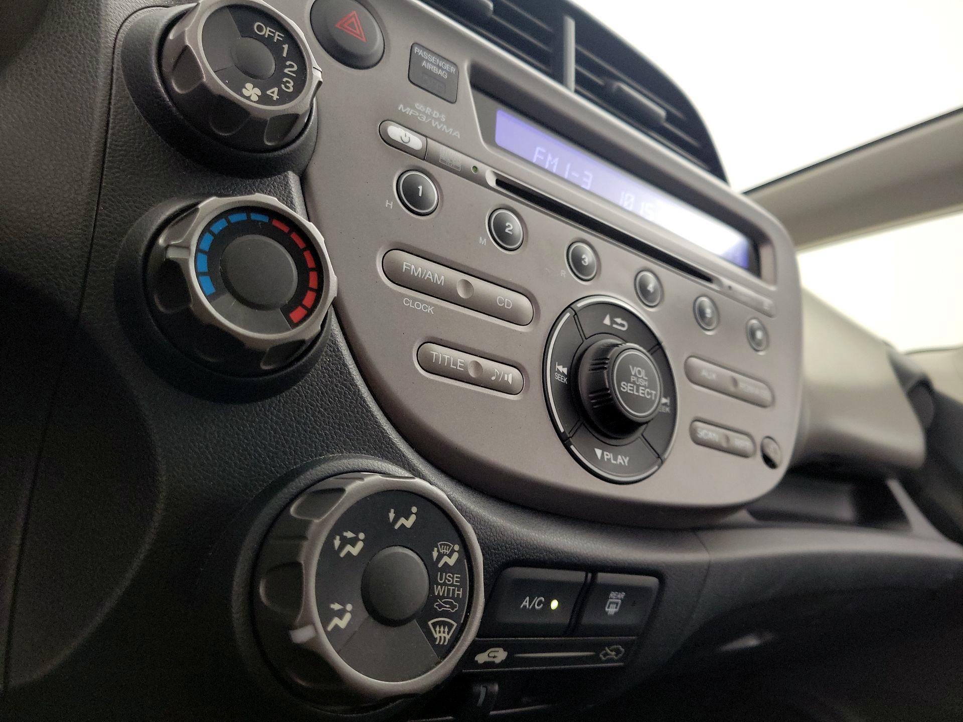 Thumbnail: 2013 Honda Fit - 15