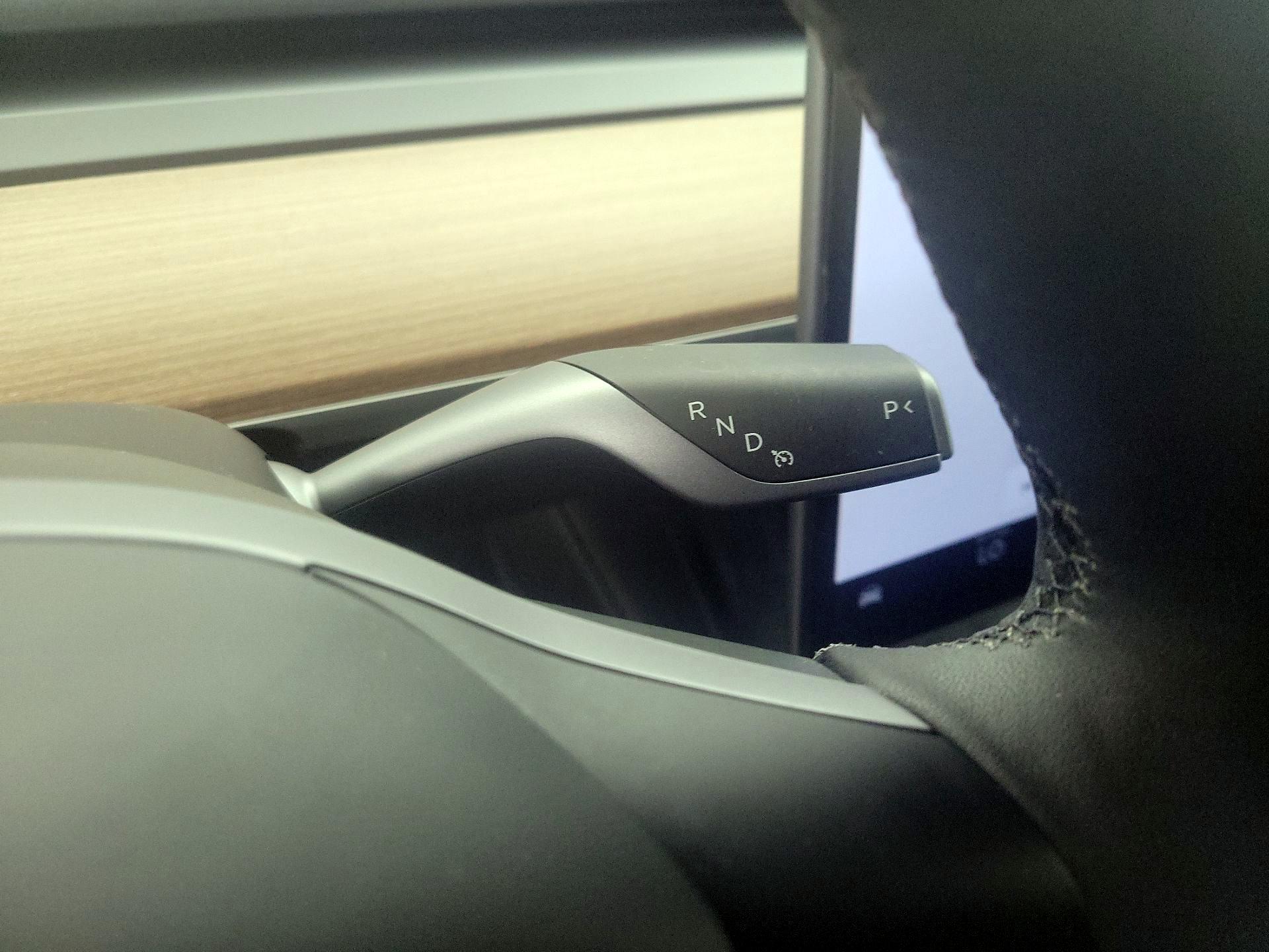 Thumbnail: 2025 Tesla Model Y - 17