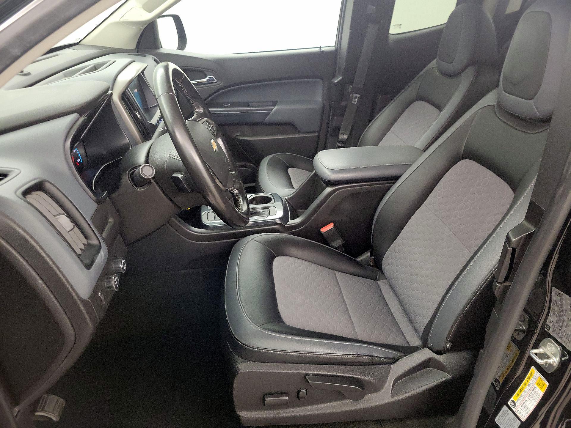 Thumbnail: 2017 Chevrolet Colorado - 11