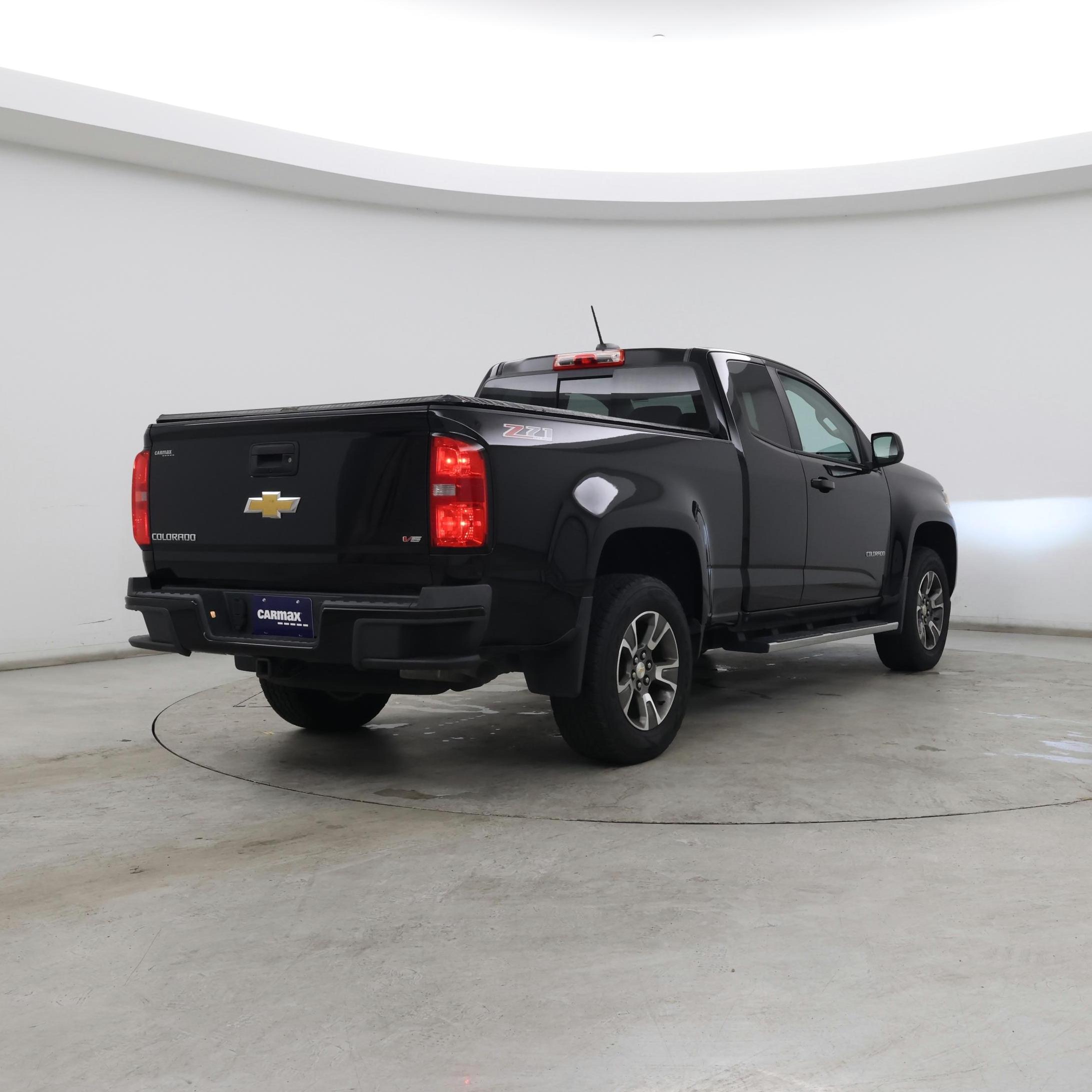 Thumbnail: 2017 Chevrolet Colorado - 8