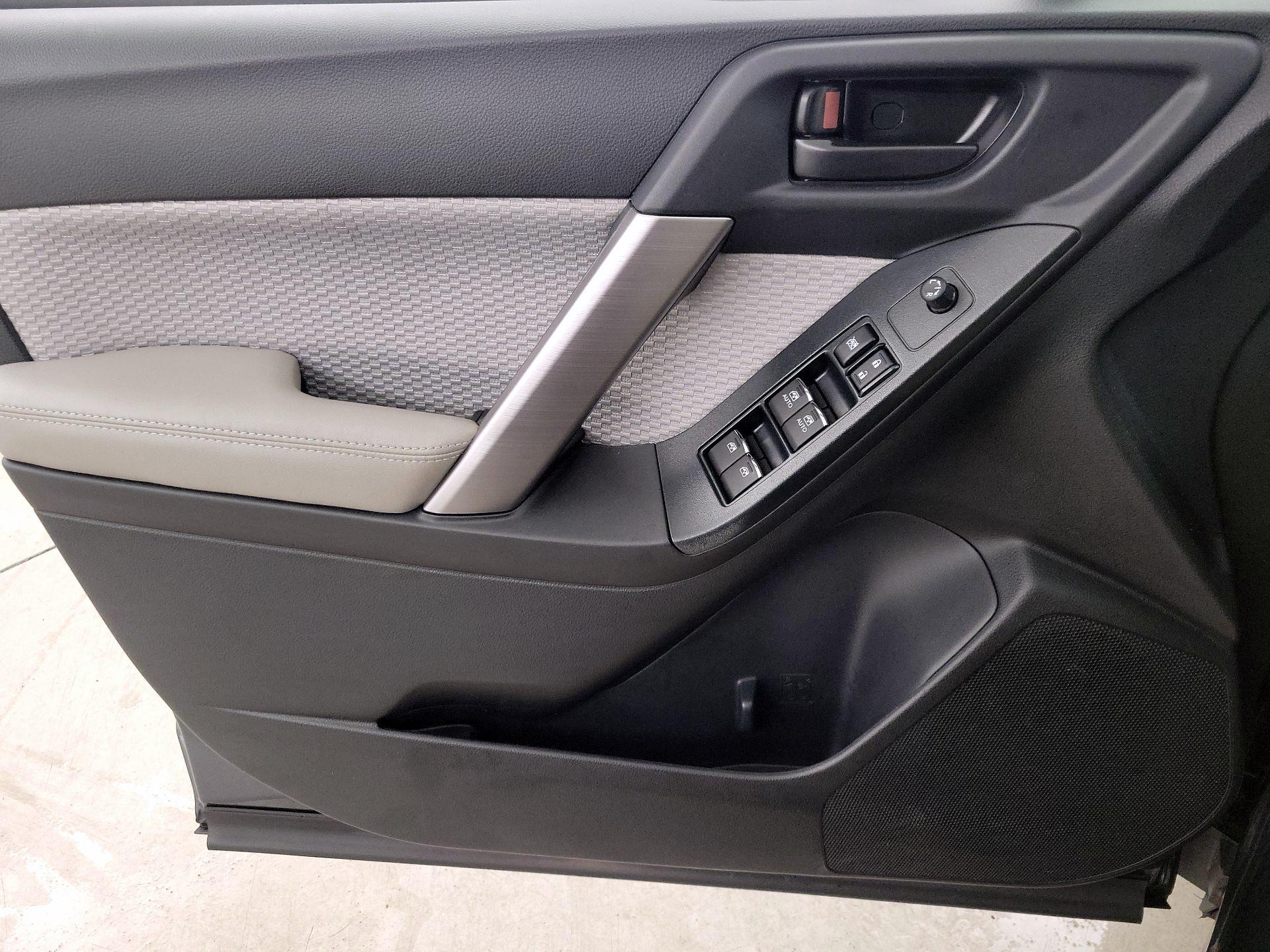 Thumbnail: 2018 Subaru Forester - 12
