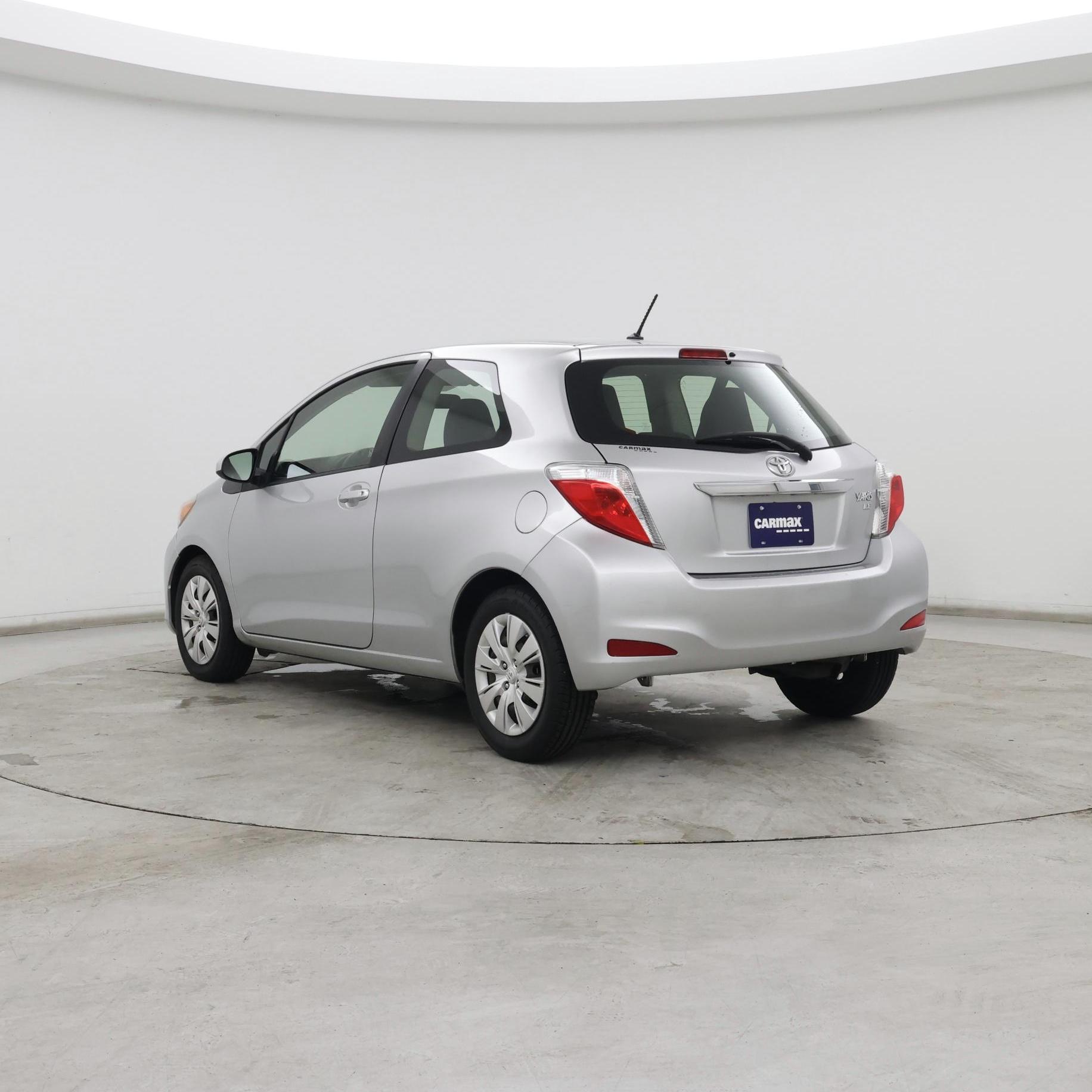 Thumbnail: 2013 Toyota Yaris - 2